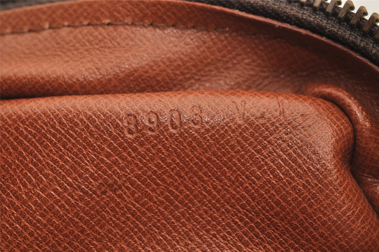 Authentic Louis Vuitton Monogram Porte Documents Voyage M53361 Briefcase 4719I