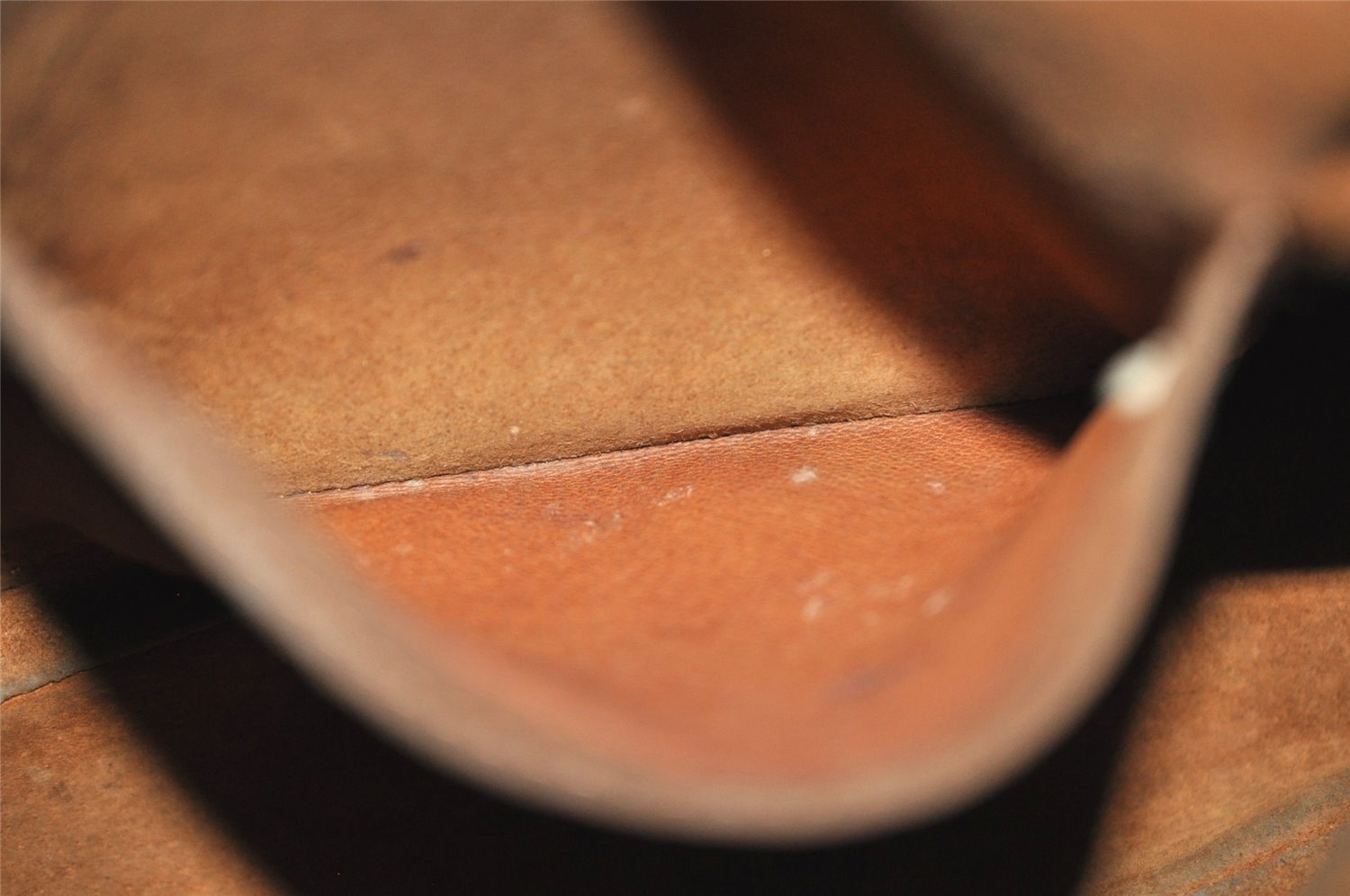 Authentic Louis Vuitton Monogram Boulogne 30 Shoulder Cross Bag Old Model 4723I