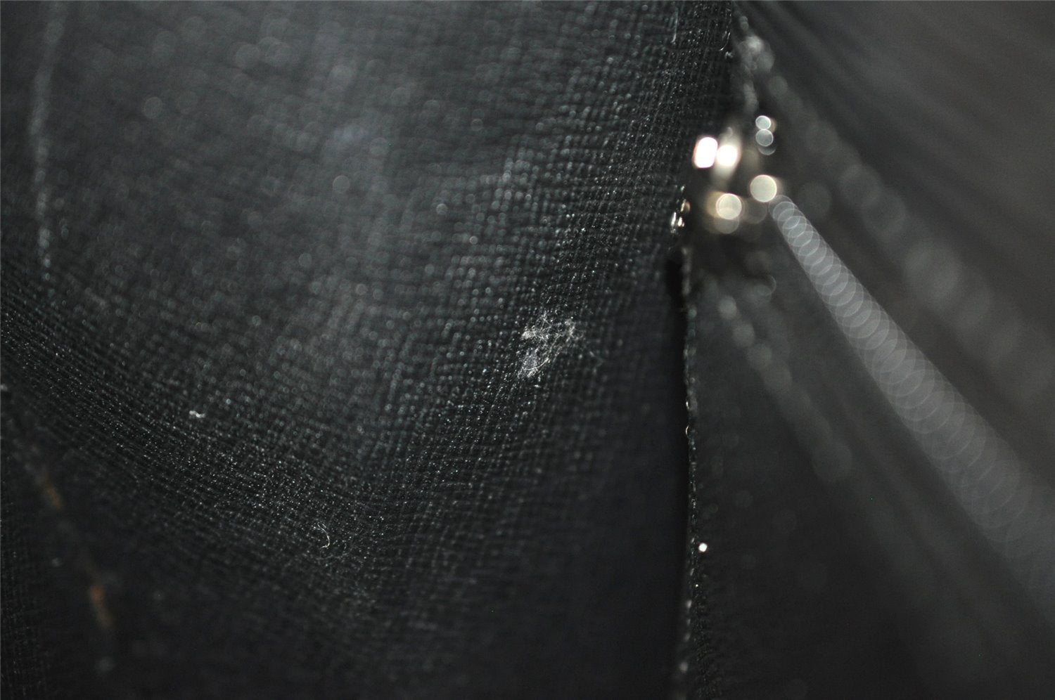 Authentic Louis Vuitton Epi Chaillot Clutch Hand Bag Black M52542 LV 4724I