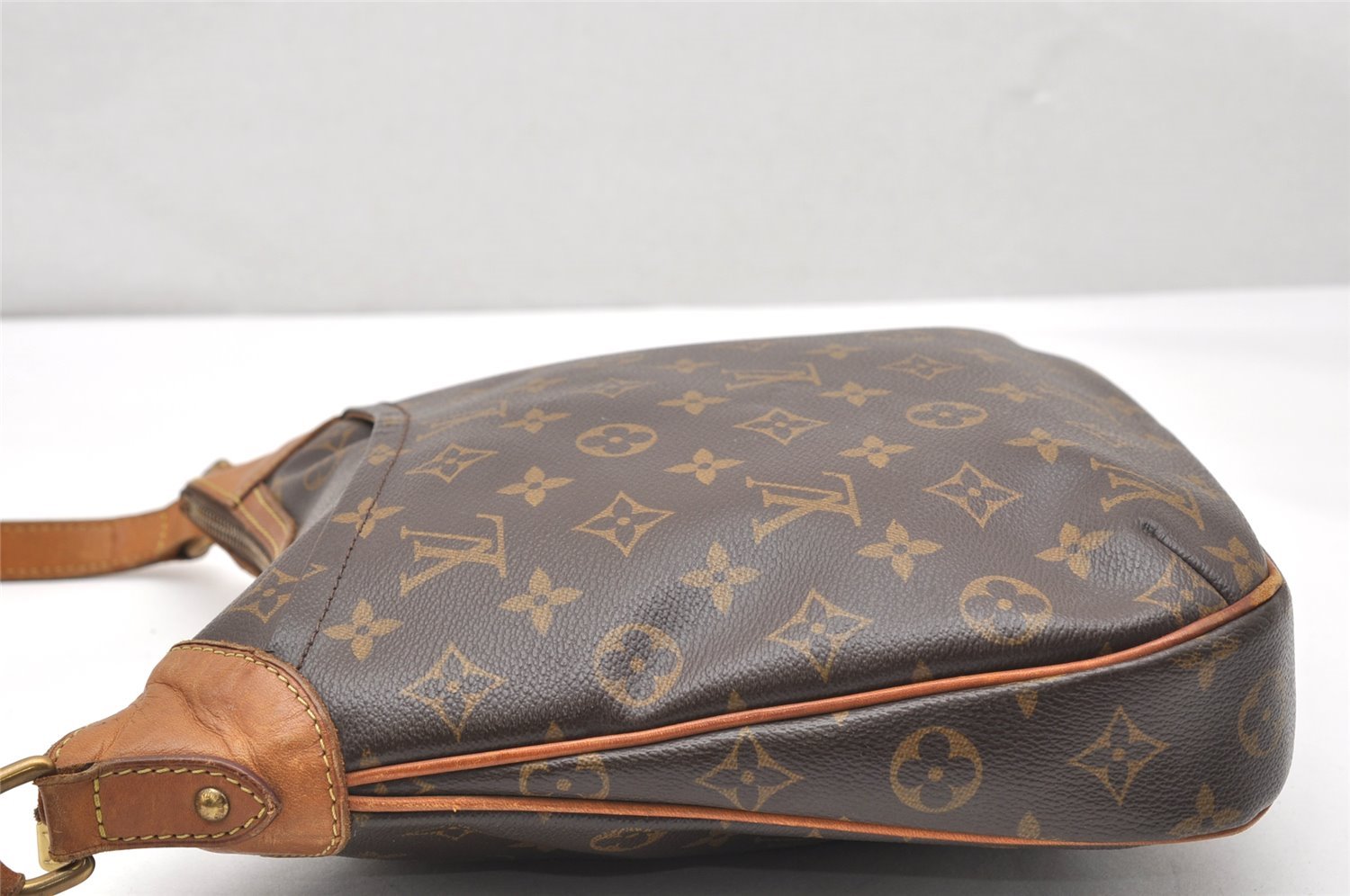 Authentic Louis Vuitton Monogram Odeon PM Shoulder Cross Bag M56390 LV 4725K