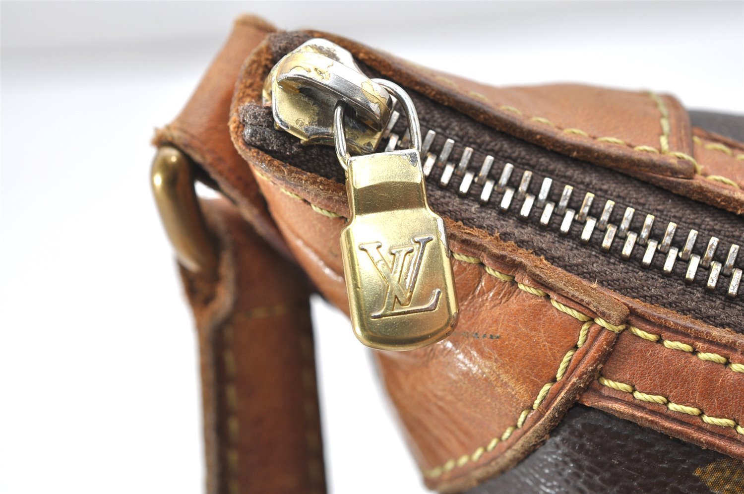 Authentic Louis Vuitton Monogram Odeon PM Shoulder Cross Bag M56390 LV 4725K