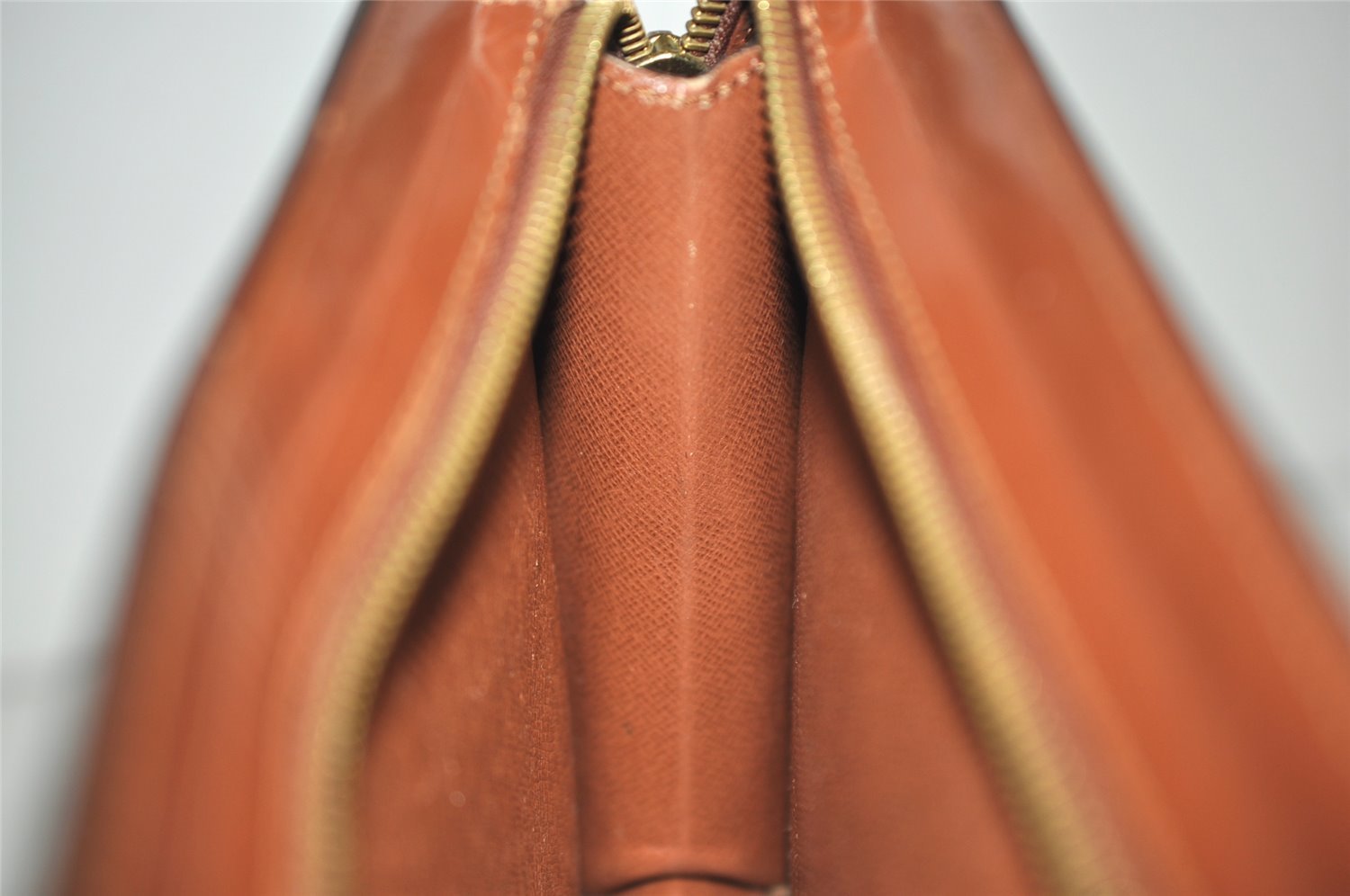 Authentic Louis Vuitton Monogram Pochette Homme Clutch Hand Bag M51795 LV 4726J