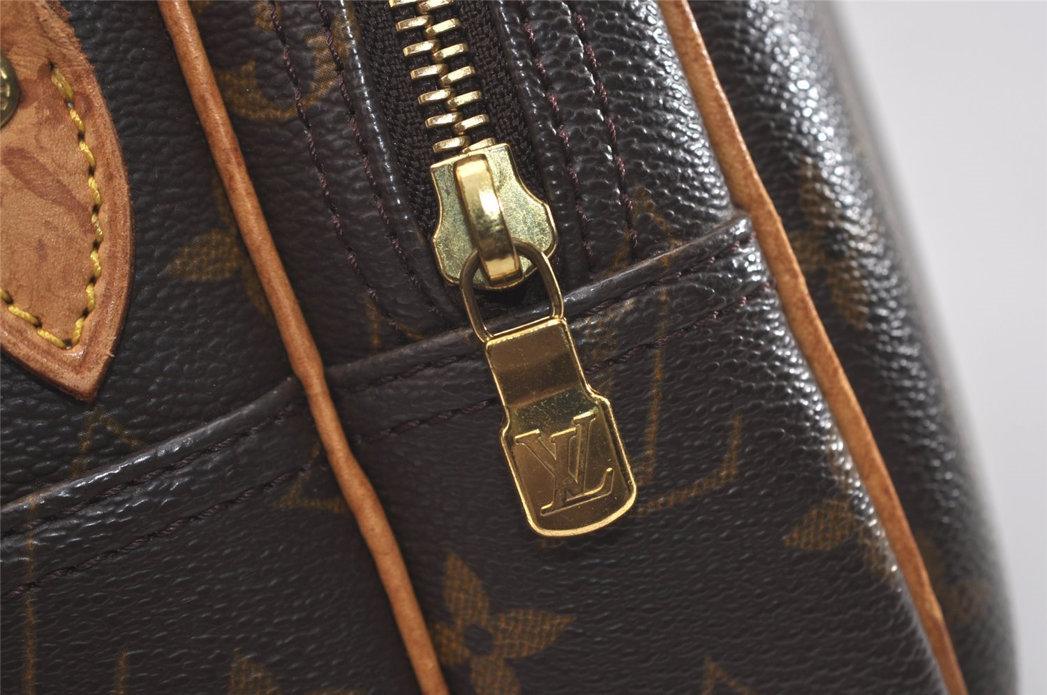 Authentic Louis Vuitton Monogram Reporter PM Shoulder Cross Bag M45254 LV 4728J