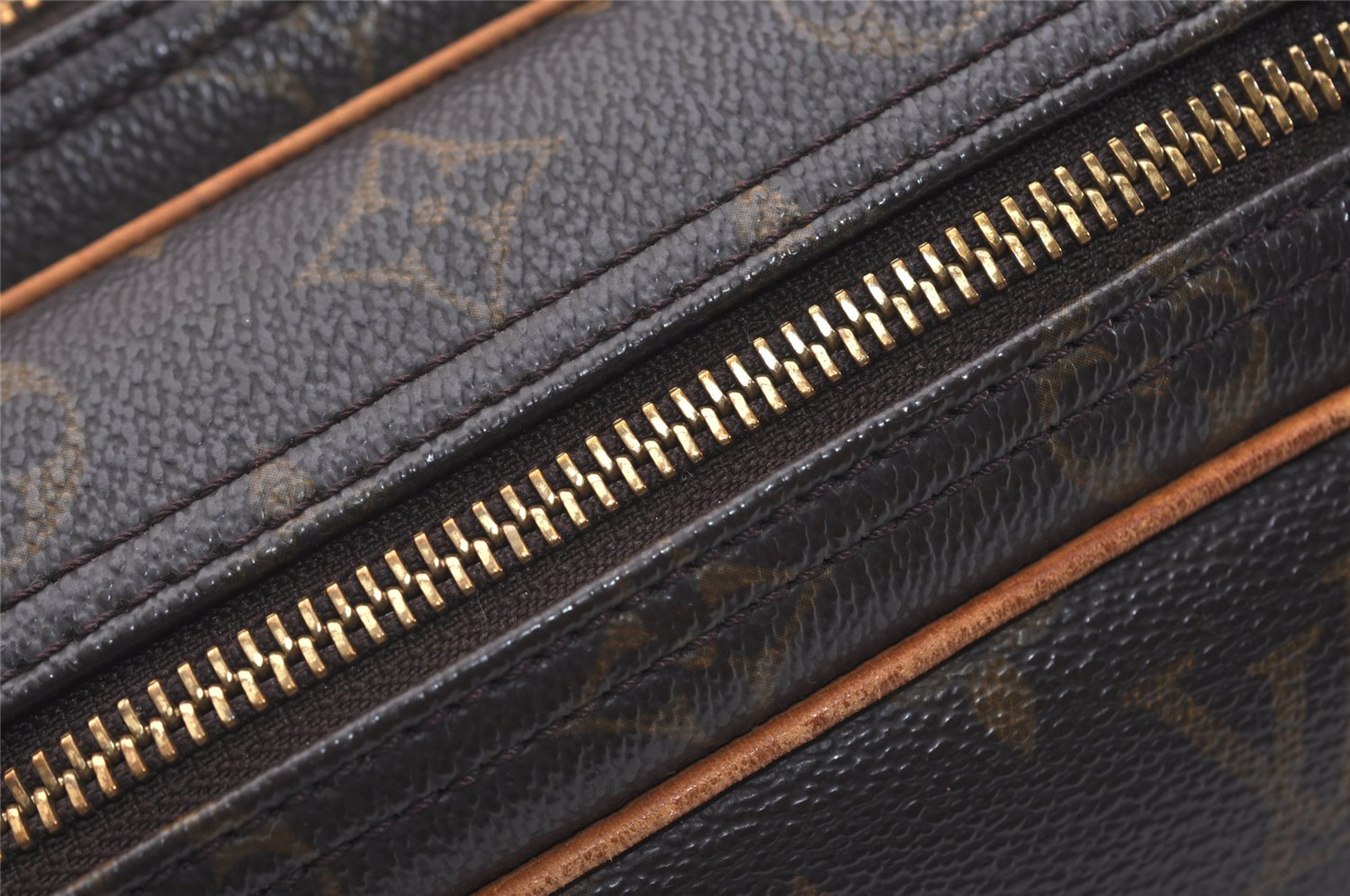 Authentic Louis Vuitton Monogram Reporter PM Shoulder Cross Bag M45254 LV 4728J