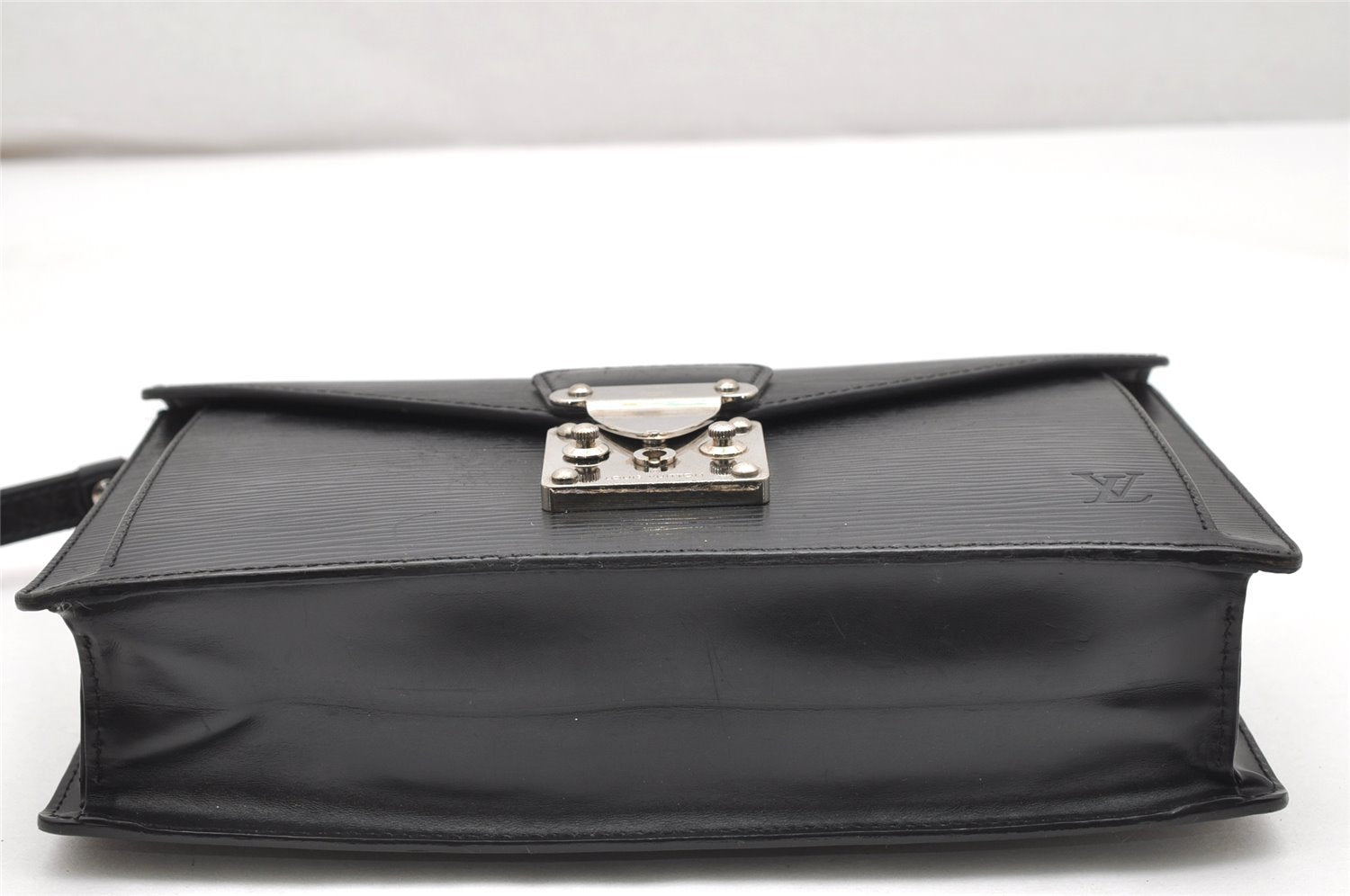 Authentic Louis Vuitton Epi Sellier Dragonne Clutch Bag Black M52762 LV 4729K
