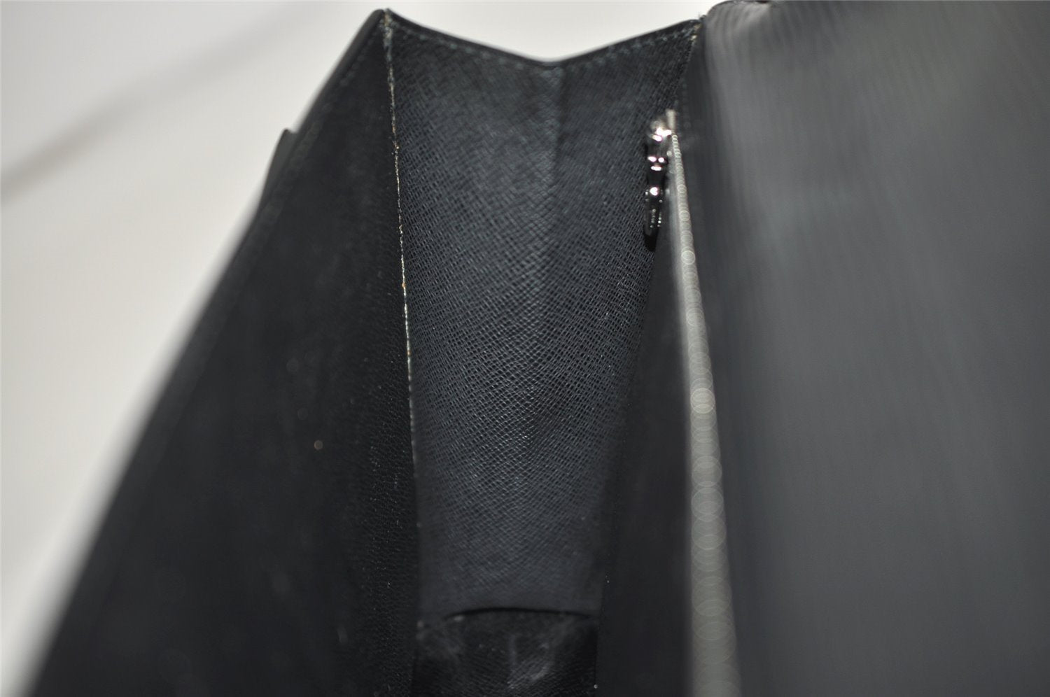 Authentic Louis Vuitton Epi Sellier Dragonne Clutch Bag Black M52762 LV 4729K