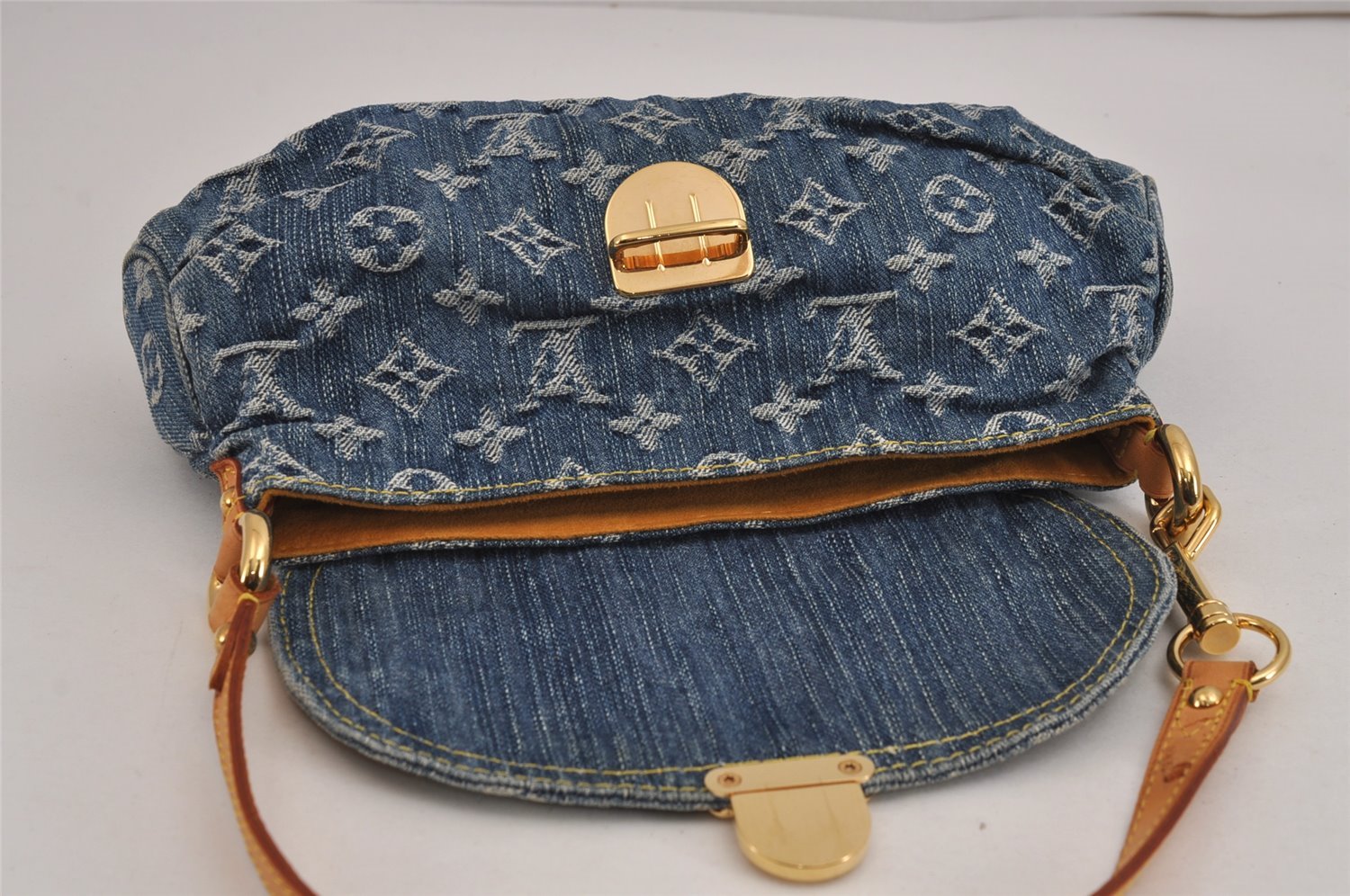 Auth Louis Vuitton Monogram Denim Mini Pleaty Shoulder Bag Blue M95050 LV 4731J