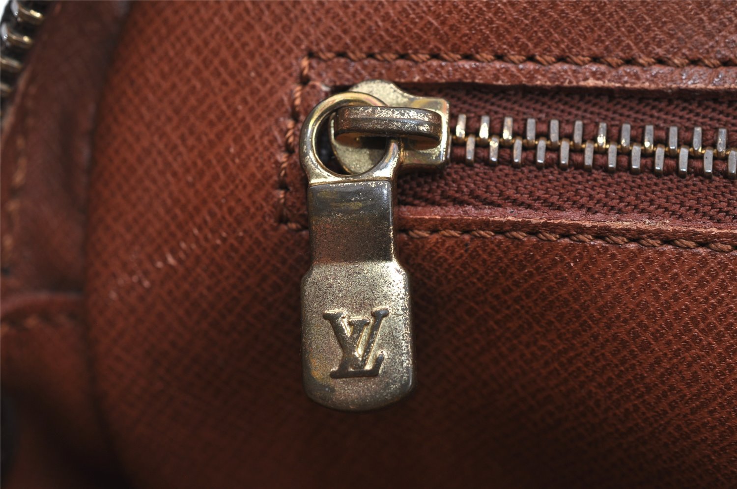 Authentic Louis Vuitton Monogram Marly Dragonne GM M51825 Clutch Hand Bag 4737I