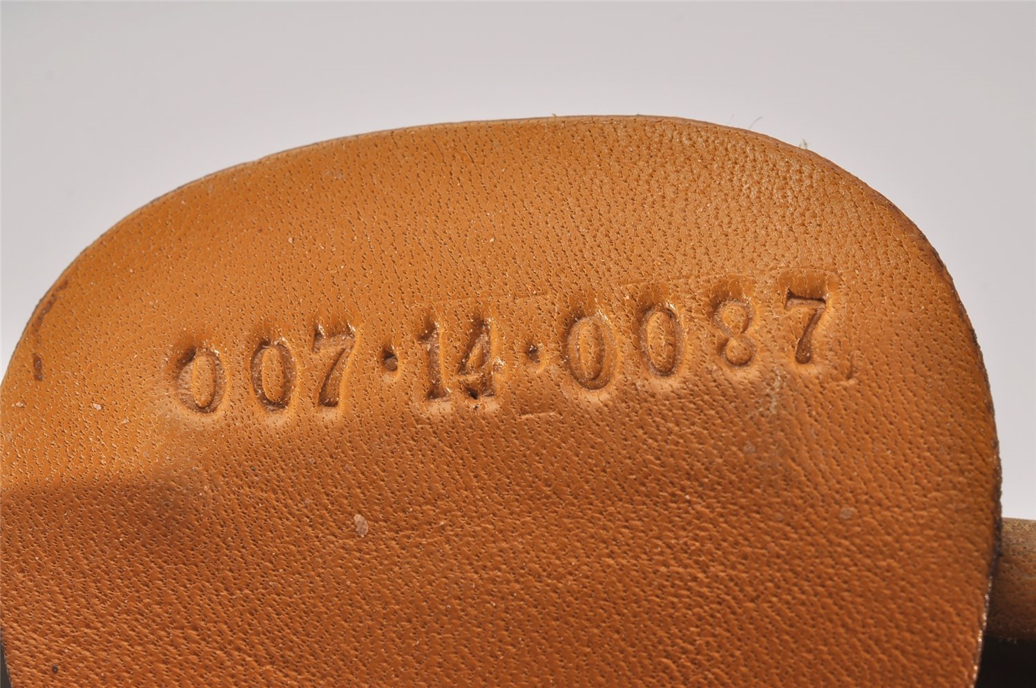 Authentic GUCCI Micro GG PVC Leather Shoulder Cross Body Bag Purse Brown 4738I