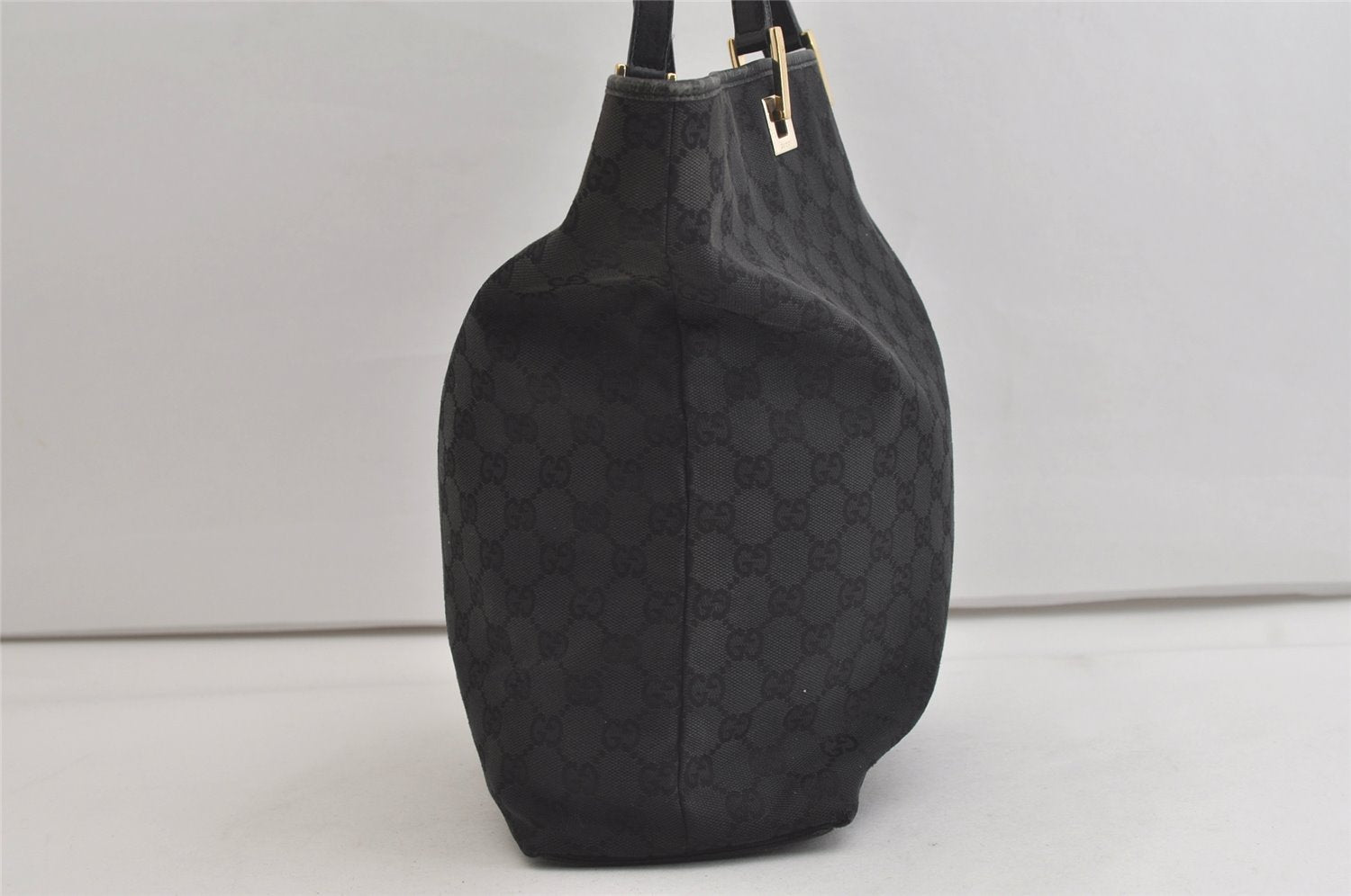 Authentic GUCCI Vintage Shoulder Tote Bag GG Canvas Leather 0021098 Black 4740K