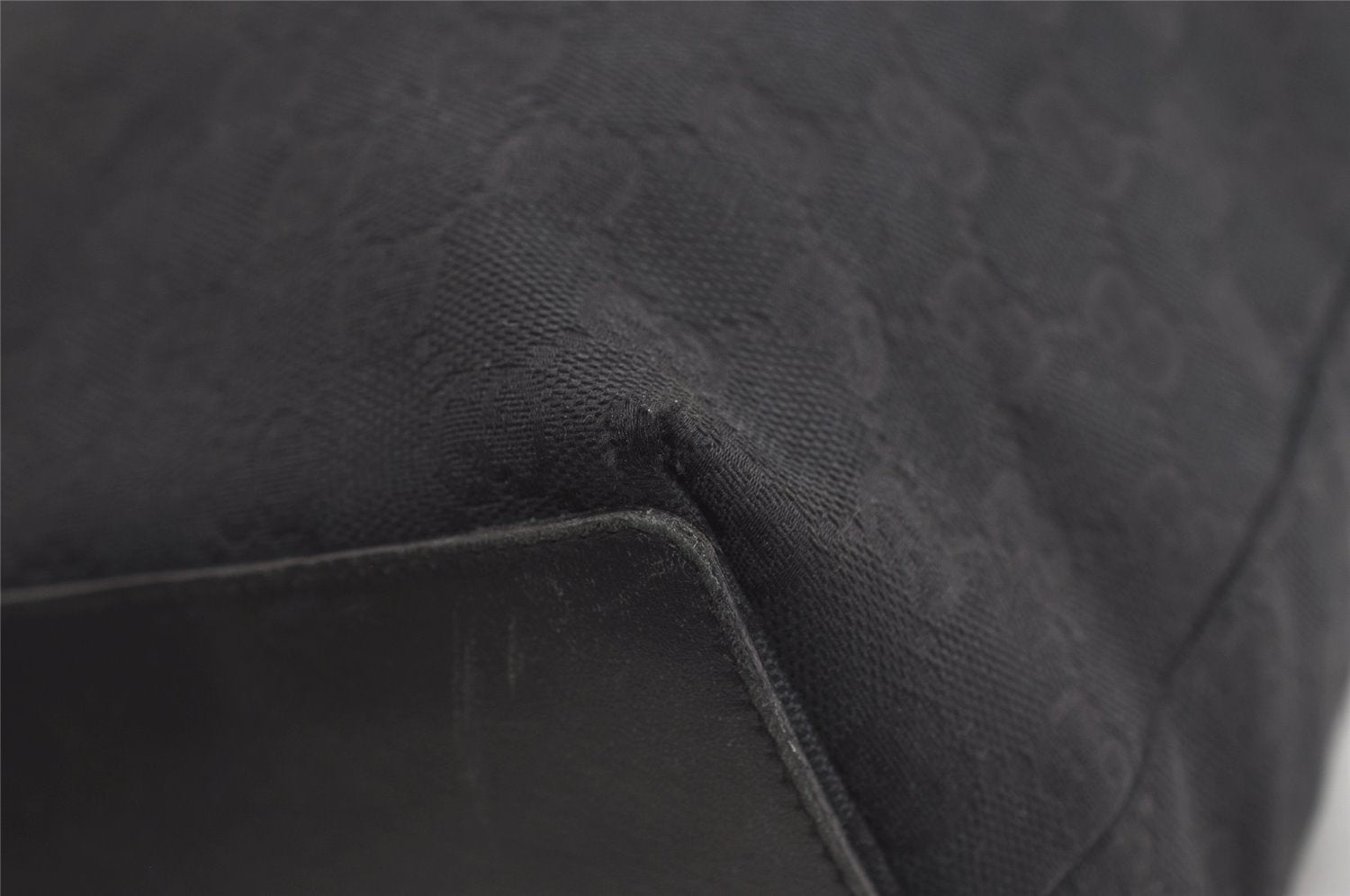 Authentic GUCCI Vintage Shoulder Tote Bag GG Canvas Leather 0021098 Black 4740K