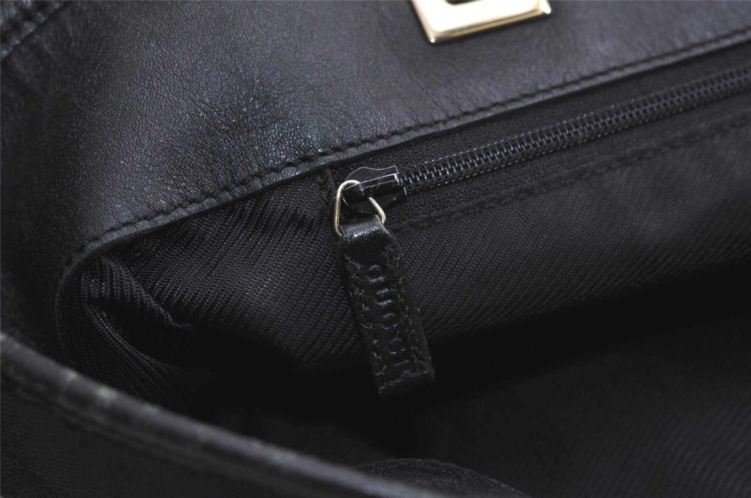 Authentic GUCCI Vintage Shoulder Tote Bag GG Canvas Leather 0021098 Black 4740K