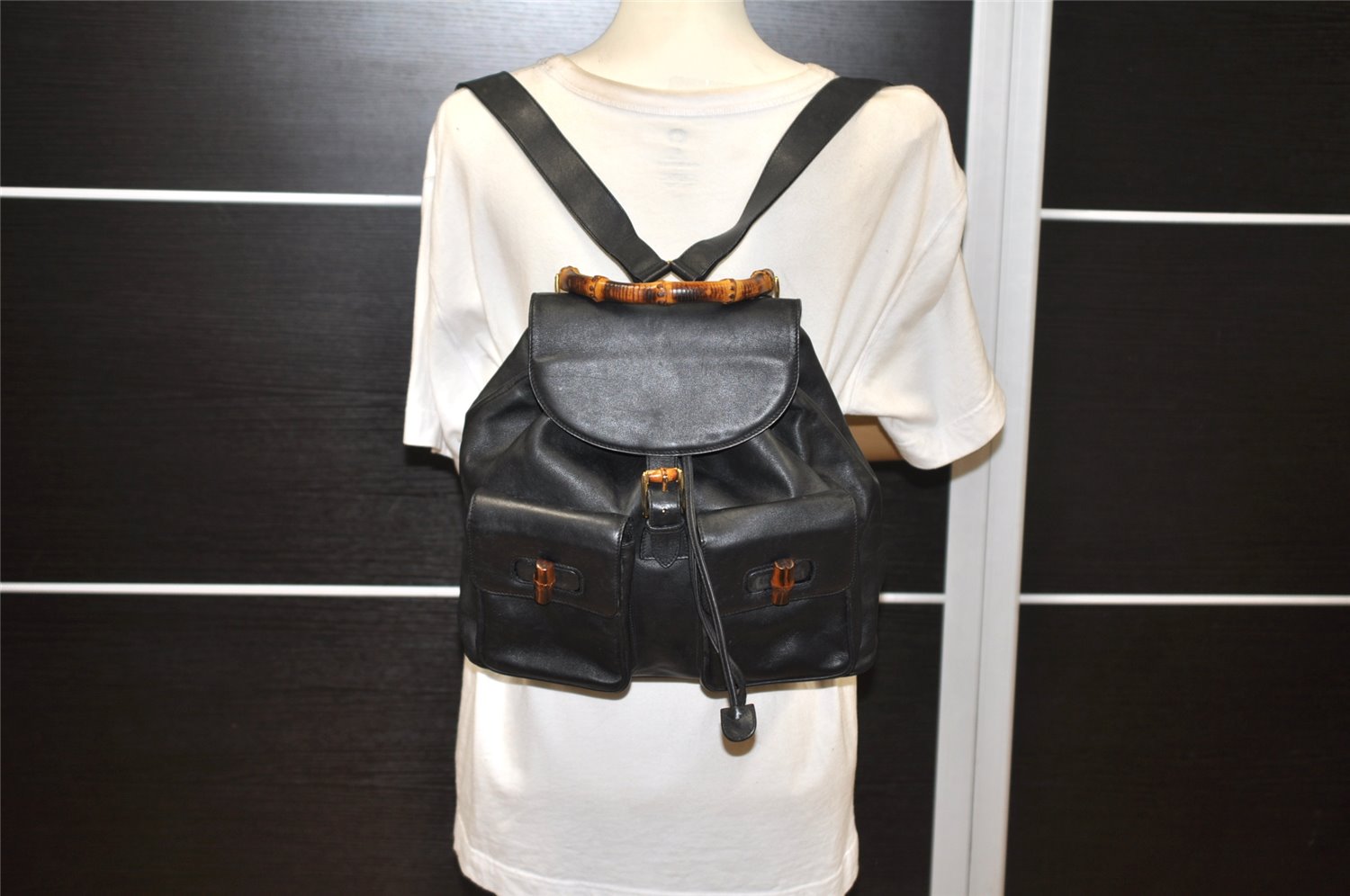 Authentic GUCCI Vintage Bamboo Backpack Purse Leather Black 4742K