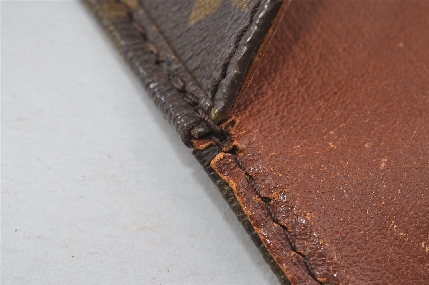 Authentic Louis Vuitton Monogram Cartouchiere GM Shoulder Bag Old Model 4745I