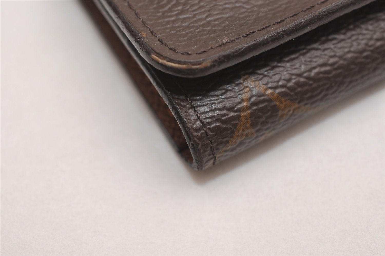 Authentic Louis Vuitton Monogram Multicles 4 Four Hooks Key Case M62631 LV 4745J