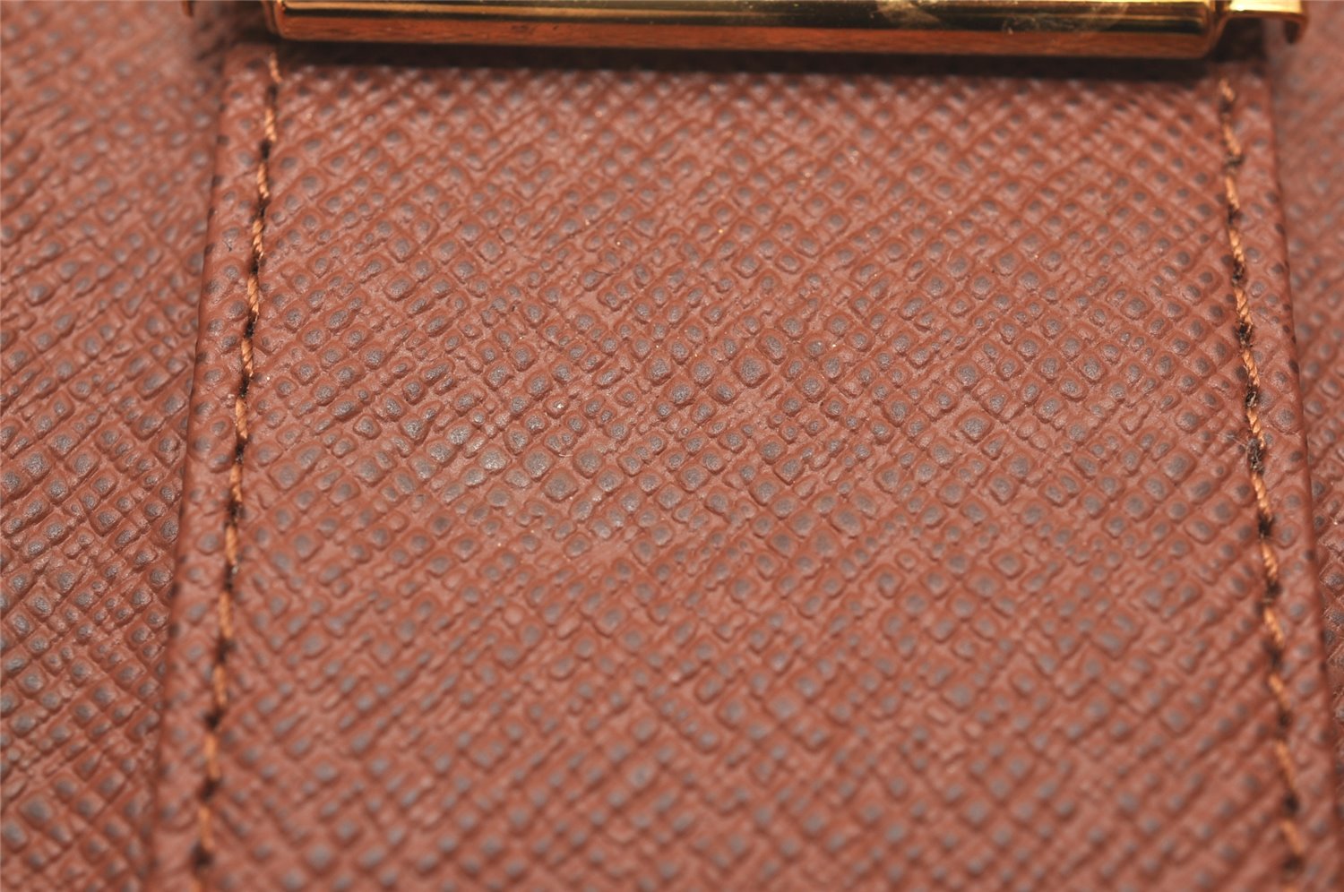 Authentic Louis Vuitton Monogram Multicles 4 Four Hooks Key Case M62631 LV 4745J