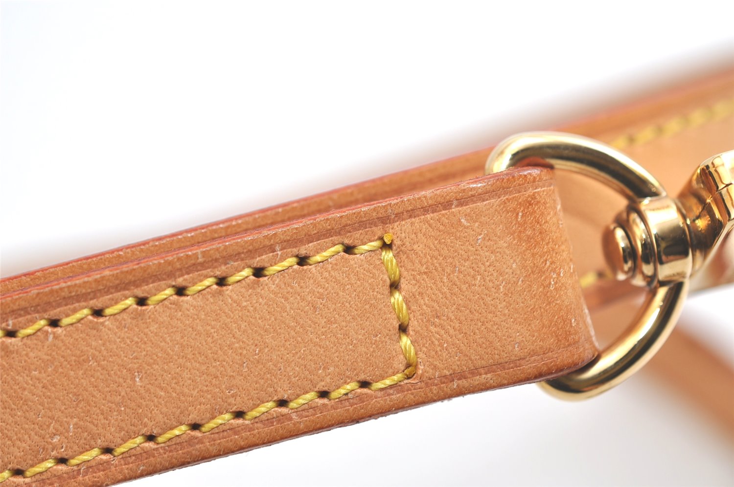 Authentic Louis Vuitton Leather Shoulder Strap Beige 39.4