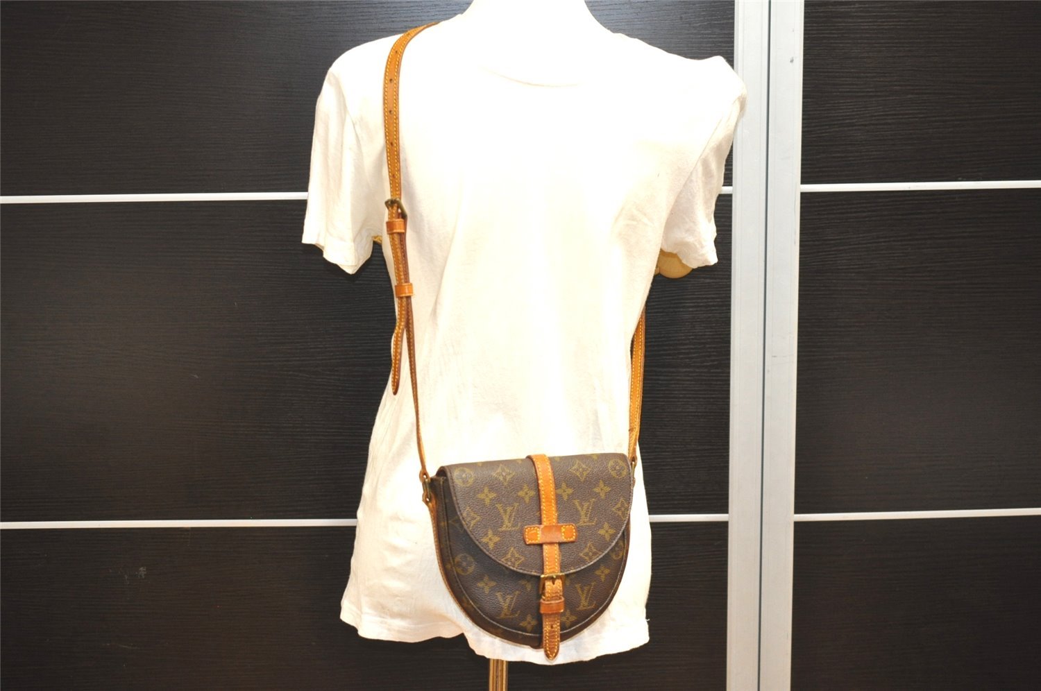 Authentic Louis Vuitton Monogram Chantilly PM Shoulder Cross Bag M51234 LV 4750I