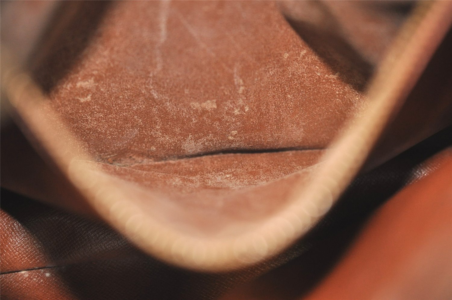 Authentic Louis Vuitton Monogram Saint Cloud GM M51242 Shoulder Cross Bag 4752I