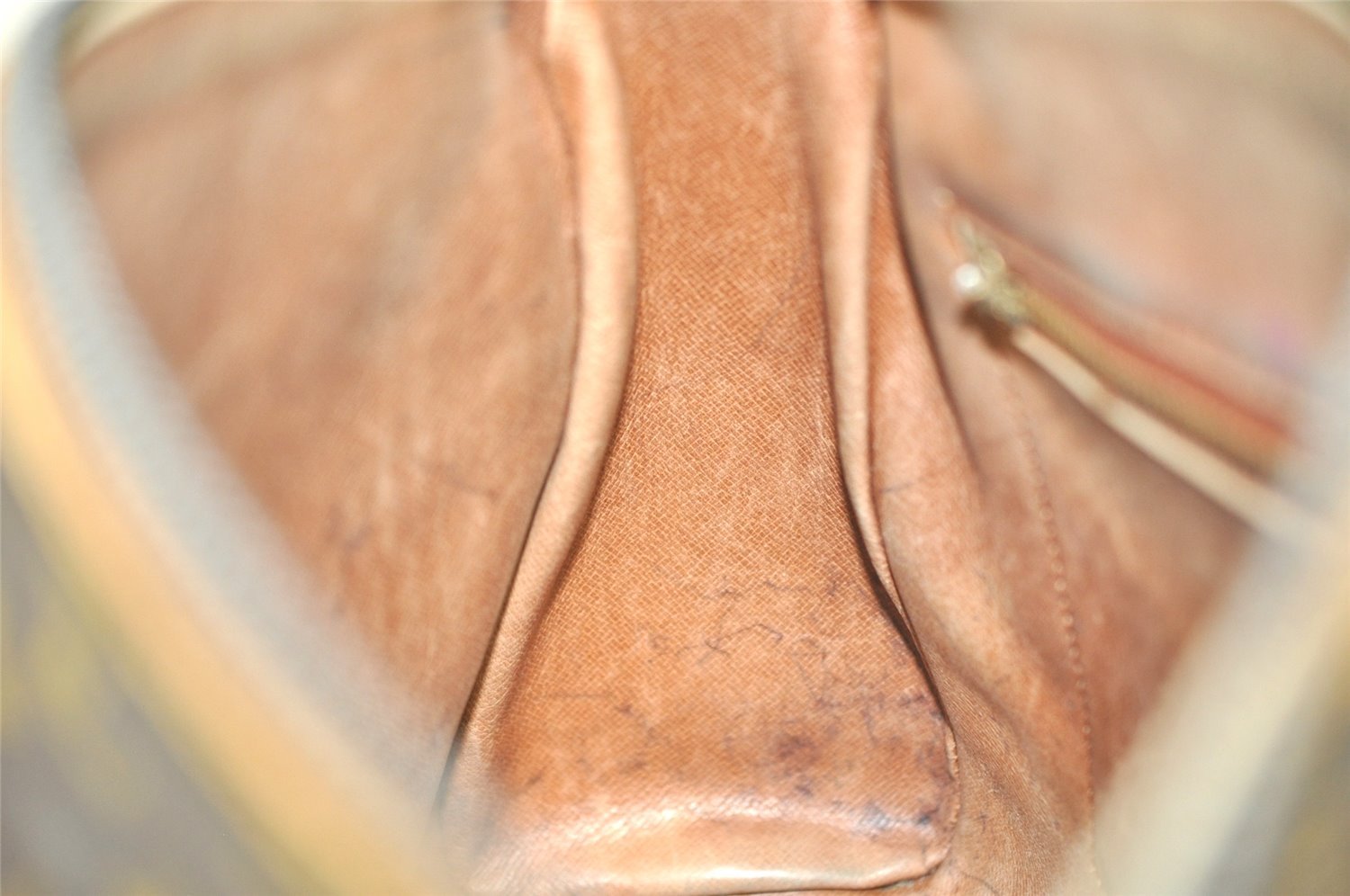 Authentic Louis Vuitton Monogram Tulleries MM Shoulder Bag M51348 Junk 4753I