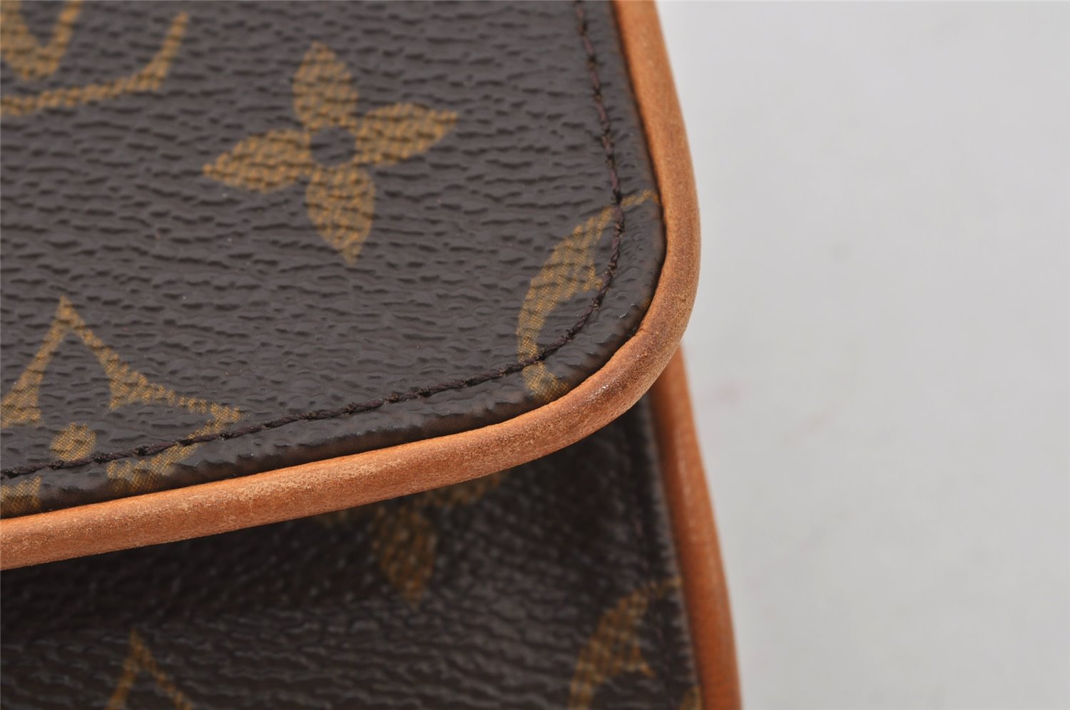 Authentic Louis Vuitton Monogram Pochette Twin GM Shoulder Bag M51852 LV 4753J