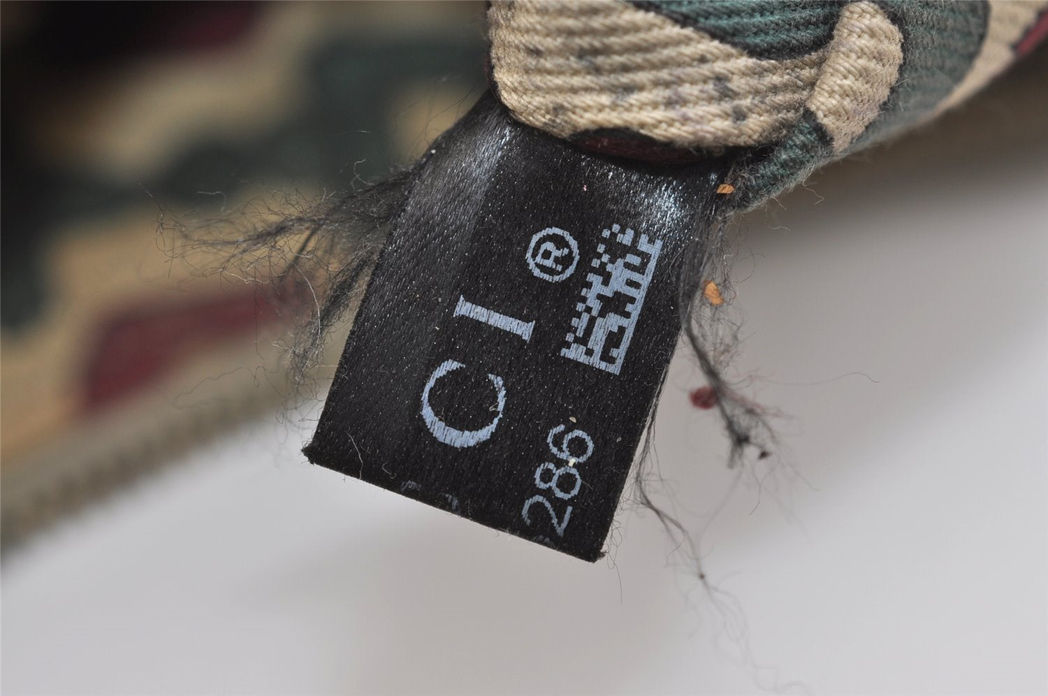 Authentic GUCCI Guccissima Abbey Shoulder Bag GG Leather 189833 White Junk 4756J