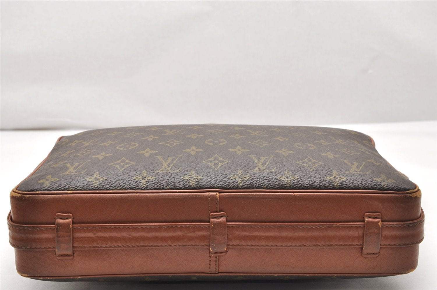 Authentic Louis Vuitton Monogram Sac Bandouliere 35 Shoulder Bag Old Model 4759K