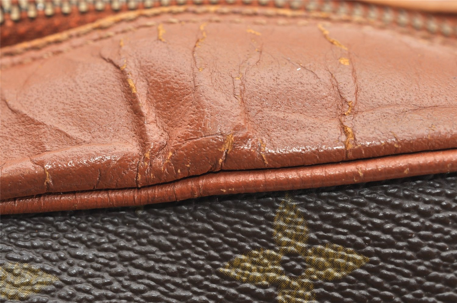 Authentic Louis Vuitton Monogram Sac Bandouliere 35 Shoulder Bag Old Model 4759K