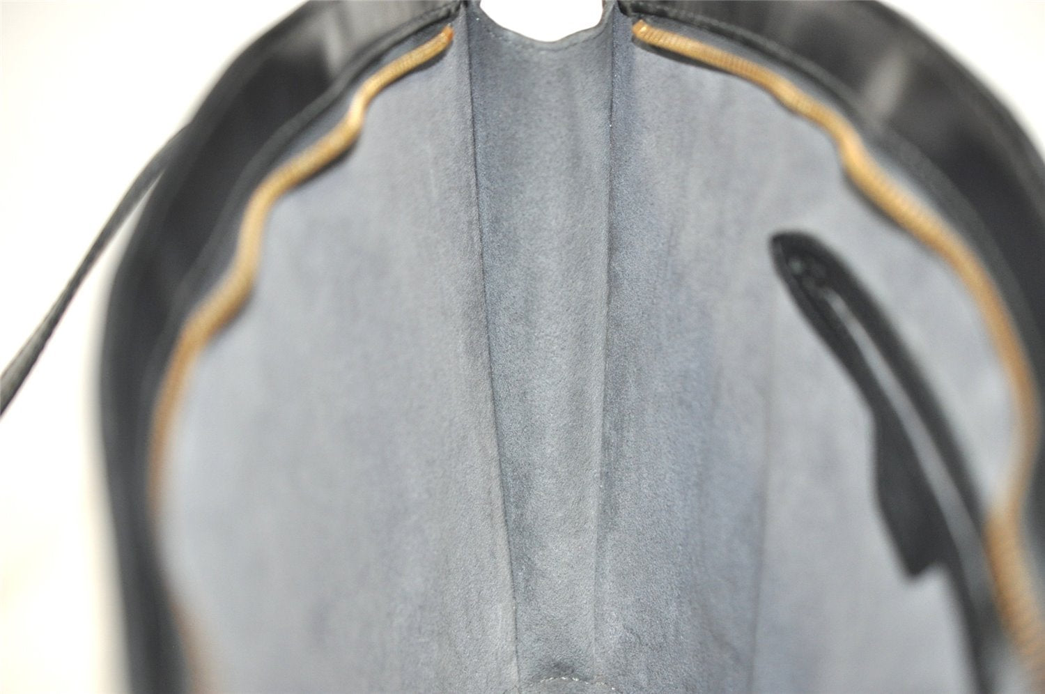 Louis Vuitton Epi Saint Jacques Poignet Long Shoulder Bag Black M52332 LV 4760I