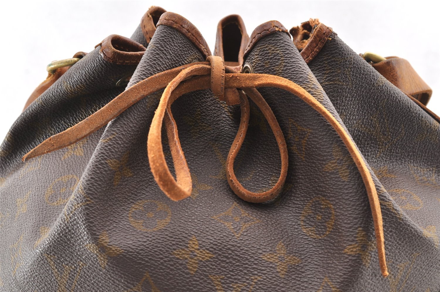 Authentic Louis Vuitton Monogram Petit Noe Drawstring Bag Old Model LV 4763I