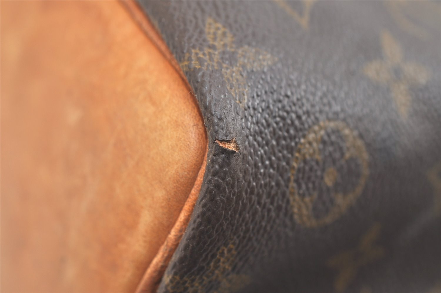 Authentic Louis Vuitton Monogram Petit Noe M42226 Shoulder Drawstring Bag 4763K