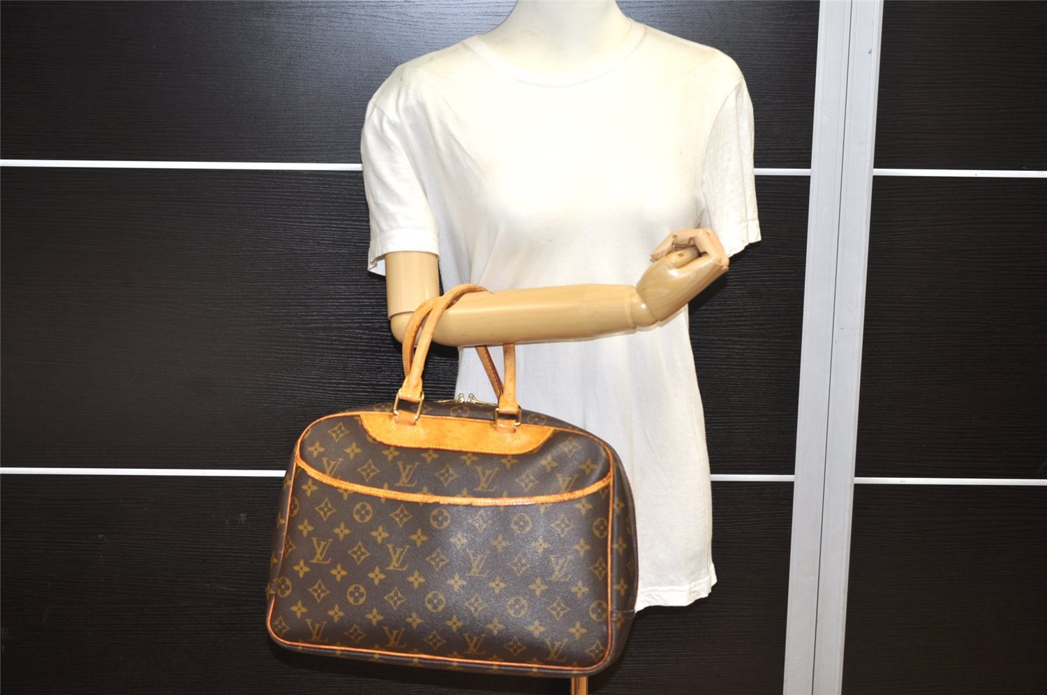 Authentic Louis Vuitton Monogram Deauville Hand Bag M47270 LV 4765K