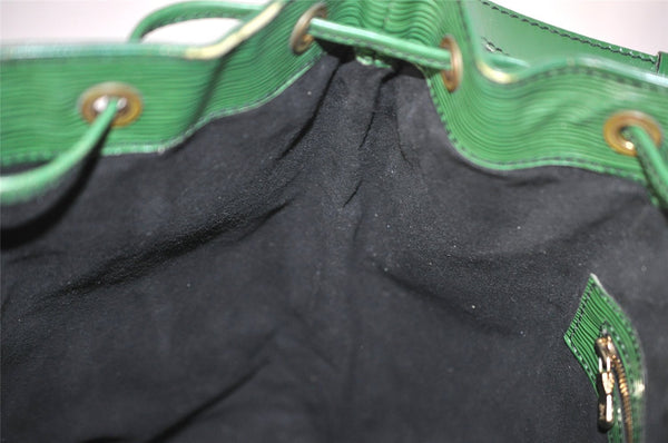 Authentic Louis Vuitton Epi Noe Shoulder Drawstring Bag Green M44004 LV 4768I