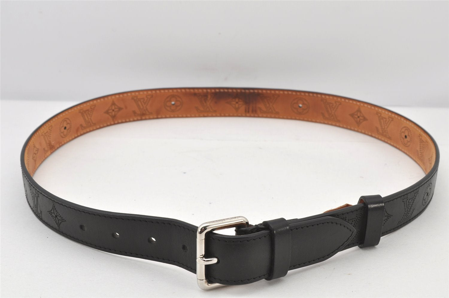 Auth Louis Vuitton Mahina Ceinture Perfo Belt 90cm 35.4