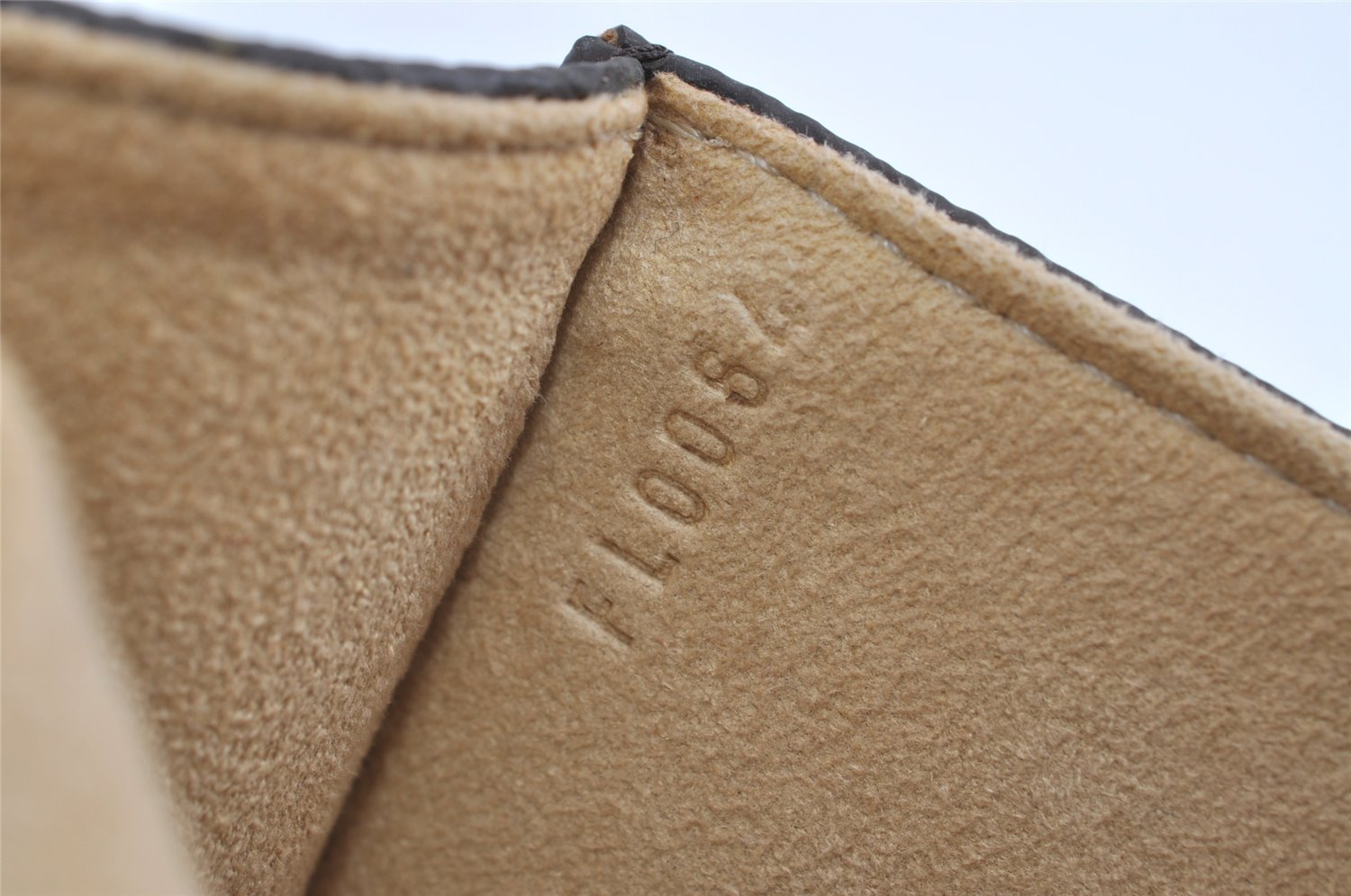 Authentic Louis Vuitton Monogram Pochette Twin GM Shoulder Bag M51852 LV 4775I