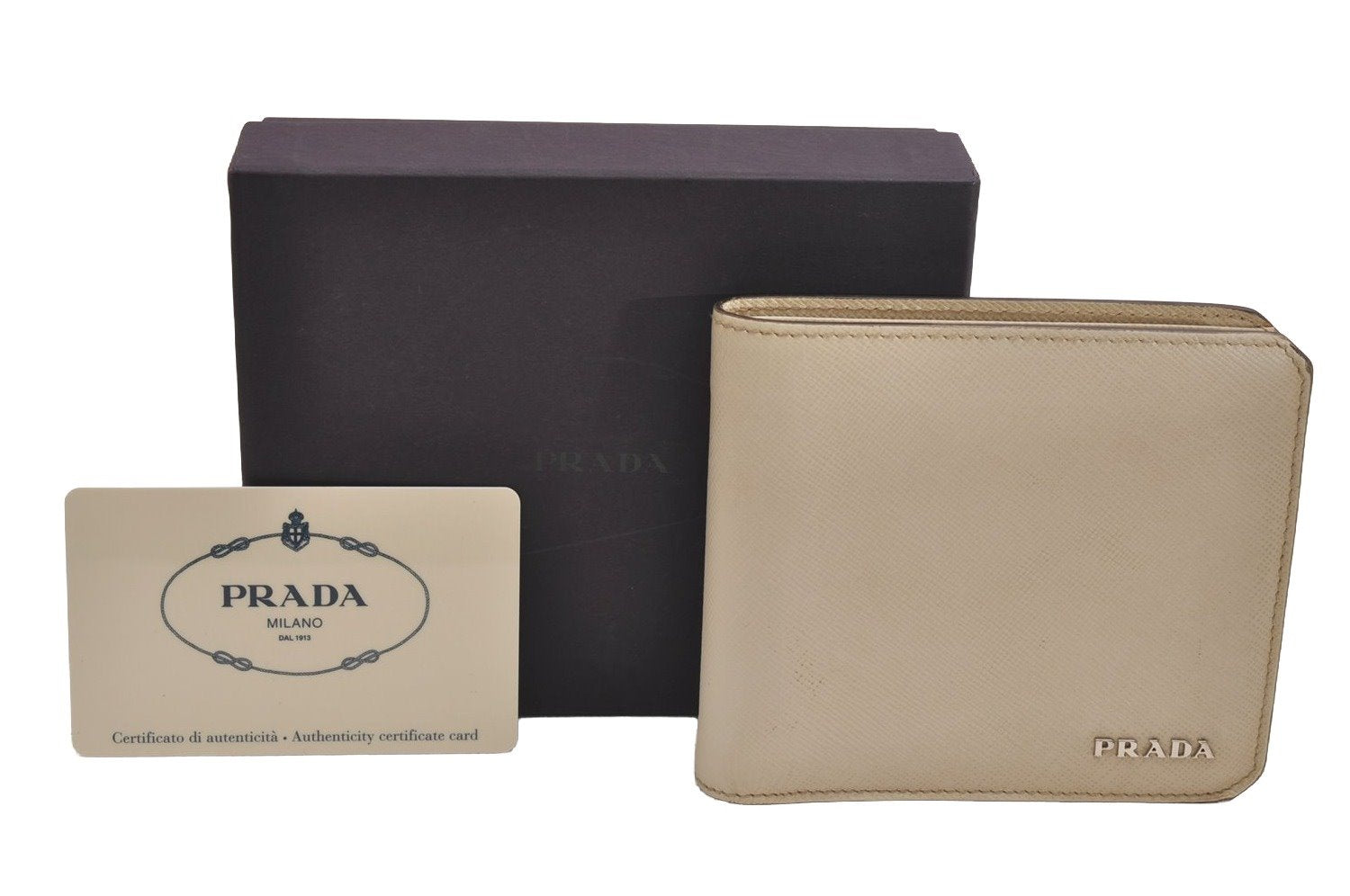 Authentic PRADA SAFFIANO CORNER Leather Bifold Wallet 2M0738 White Box 4780J