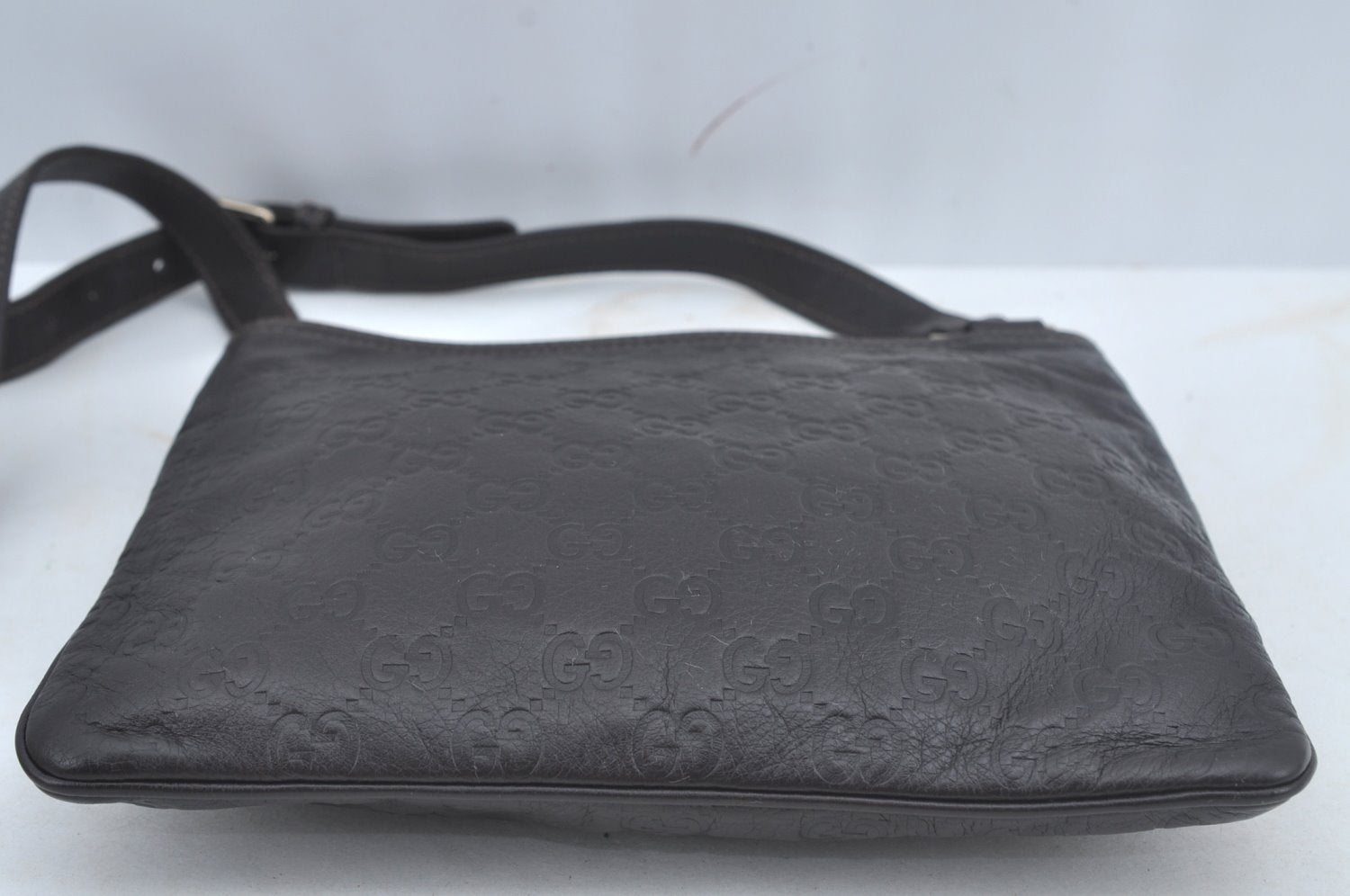 Authentic GUCCI Guccissima GG Leather Shoulder Bag Purse 201538 Brown 4790K