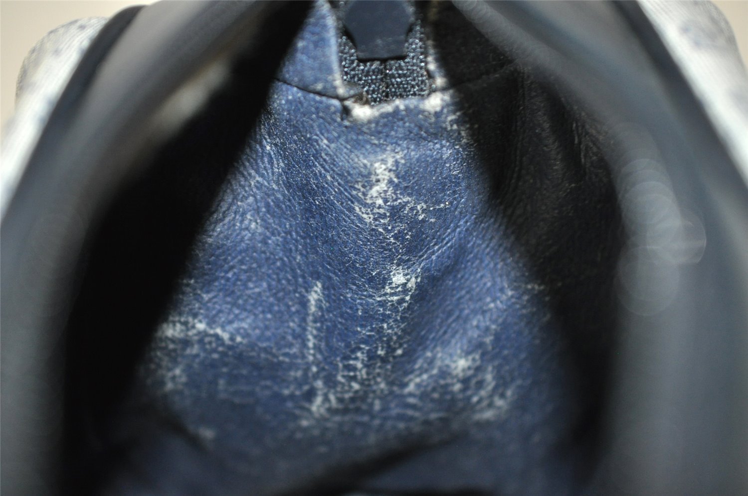 Authentic GUCCI Micro GG PVC Leather Shoulder Cross Body Bag Navy Blue 4792I