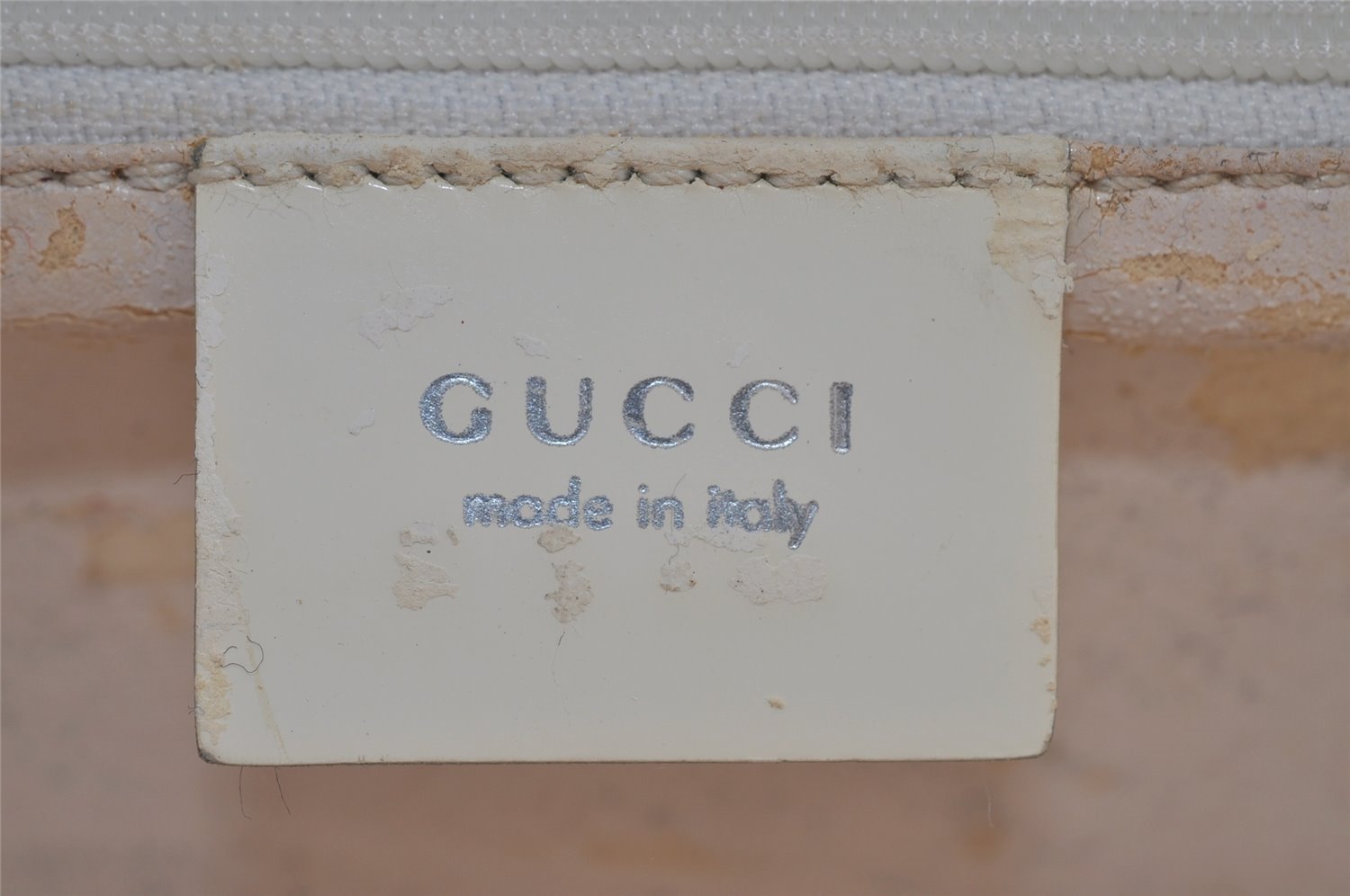 Authentic GUCCI Vintage Shoulder Hand Bag Purse Enamel 0013117 White Junk 4793I