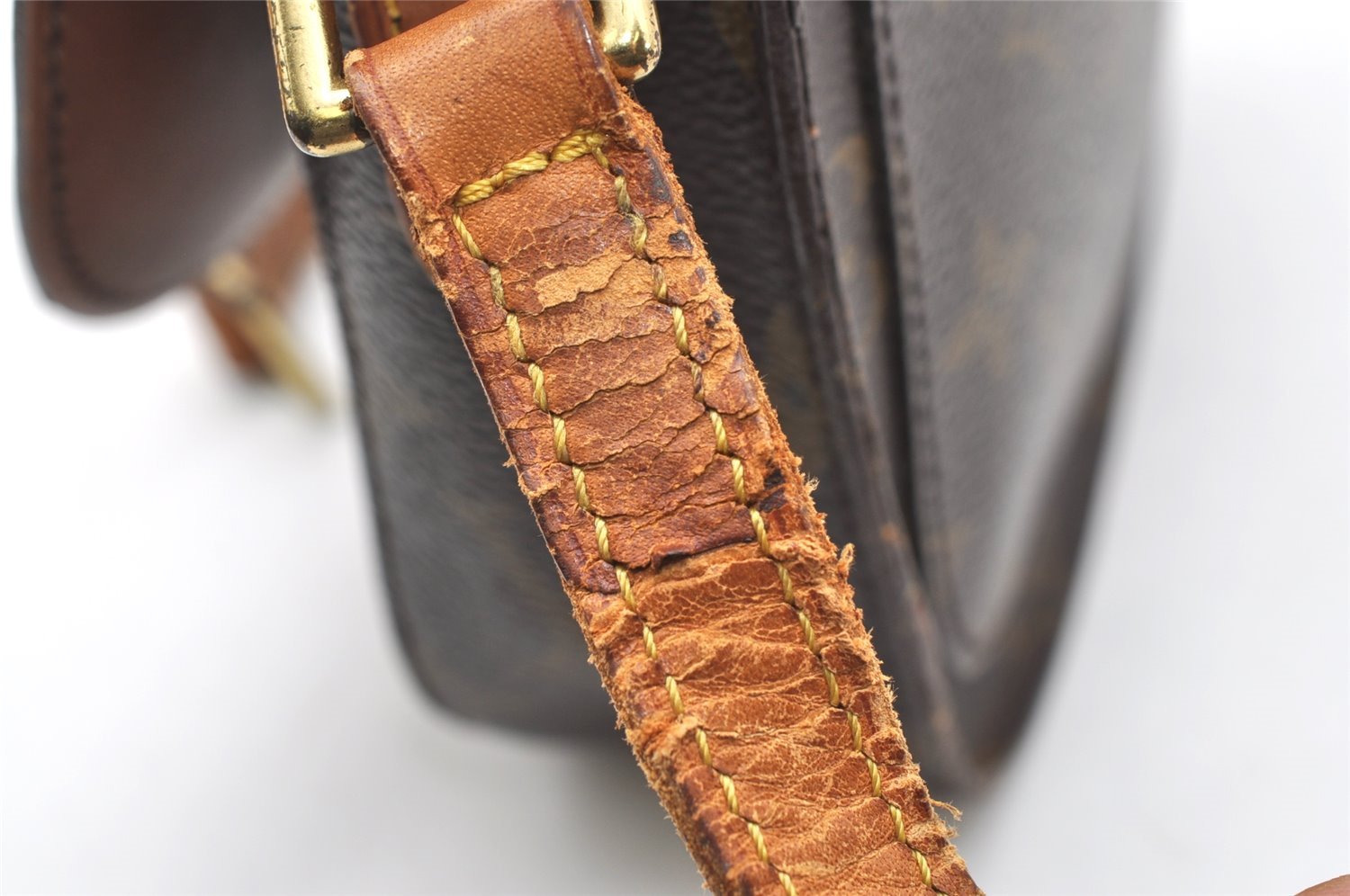 Authentic Louis Vuitton Monogram Saint Cloud PM M51244 Shoulder Bag Junk 4800K