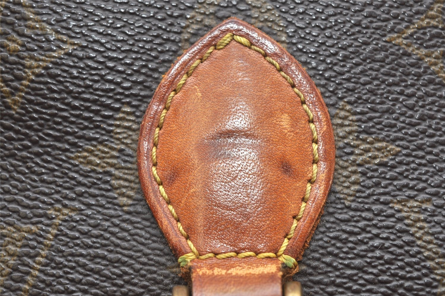 Authentic Louis Vuitton Monogram Saint Cloud PM M51244 Shoulder Bag Junk 4800K