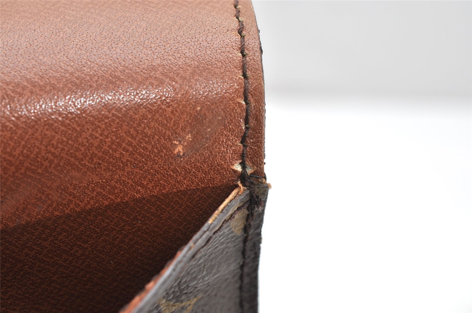 Authentic Louis Vuitton Monogram Saint Cloud PM M51244 Shoulder Bag Junk 4800K