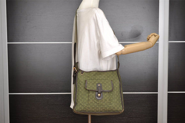 Authentic Louis Vuitton Monogram Mini Besace Mary Kate Shoulder Bag Green 4814I