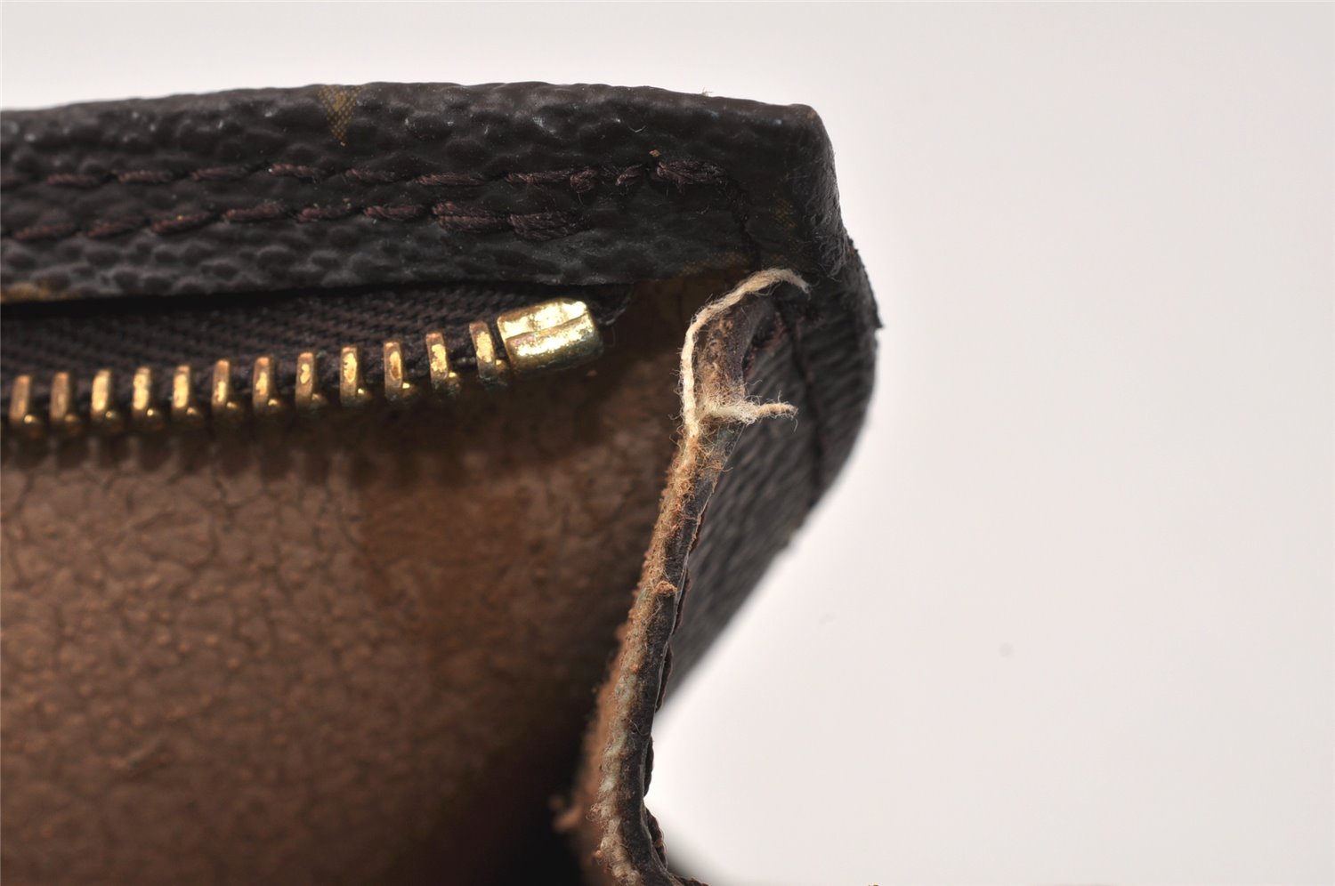 Authentic Louis Vuitton Monogram Pouch For Bucket GM LV Junk 4815K