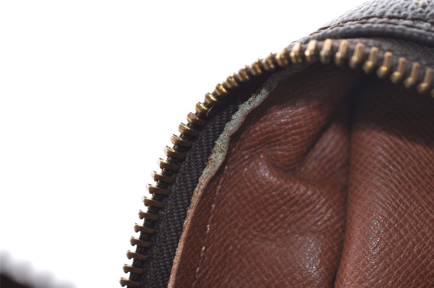 Authentic Louis Vuitton Monogram Danube MM Shoulder Cross Bag M45264 Junk 4819I