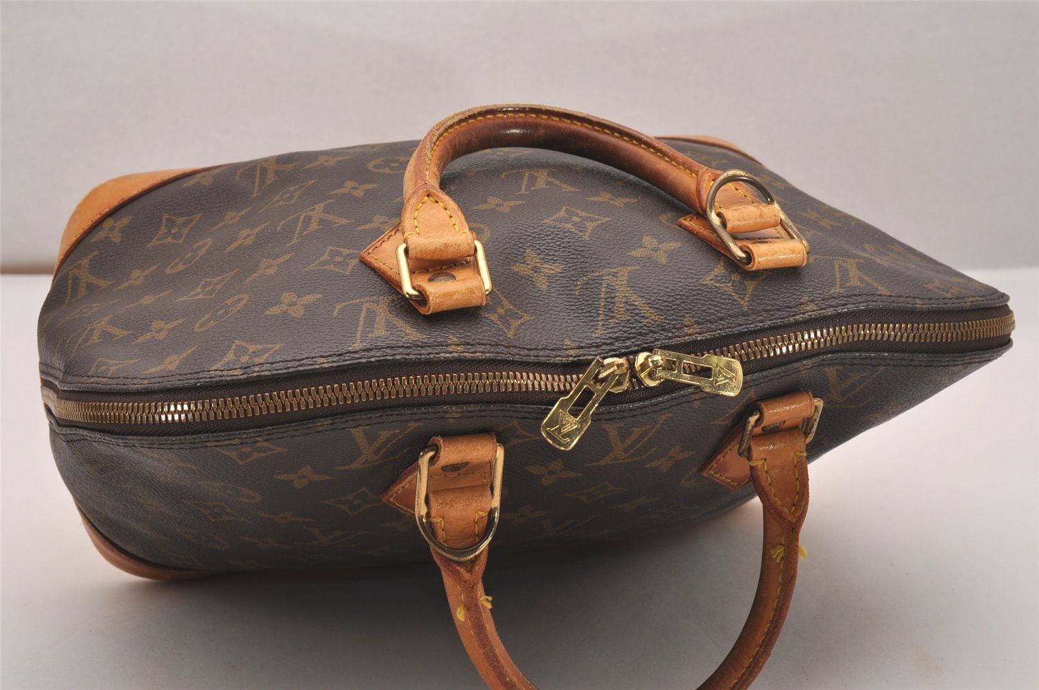 Authentic Louis Vuitton Monogram Alma Hand Bag Purse M51130 LV 4819J