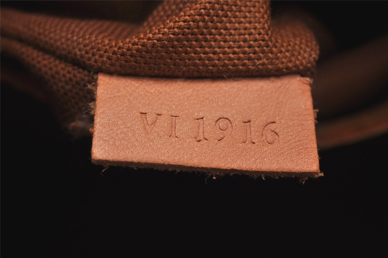 Authentic Louis Vuitton Monogram Alma Hand Bag Purse M51130 LV 4819J