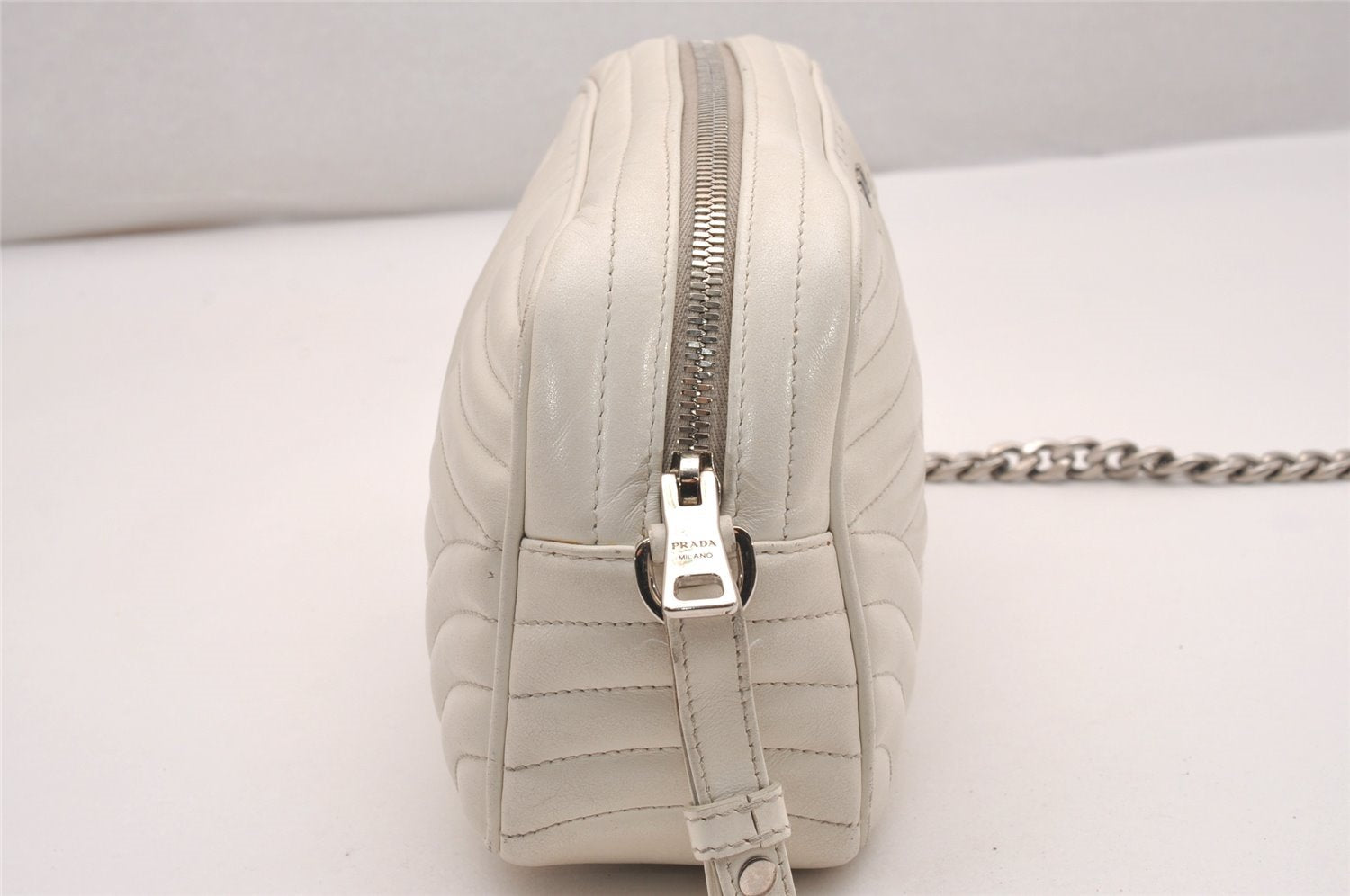 Authentic PRADA Leather Nappa Chain Shoulder Cross Body Bag Purse White 4825J