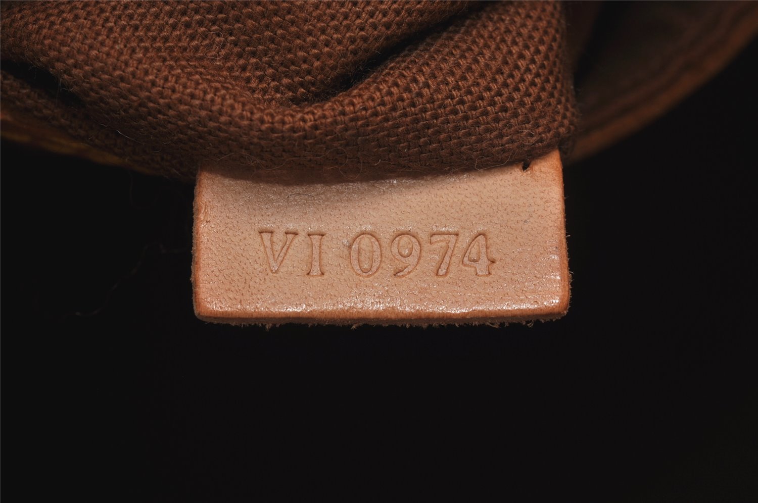 Authentic Louis Vuitton Monogram Alma Hand Bag Purse M51130 LV 4827J