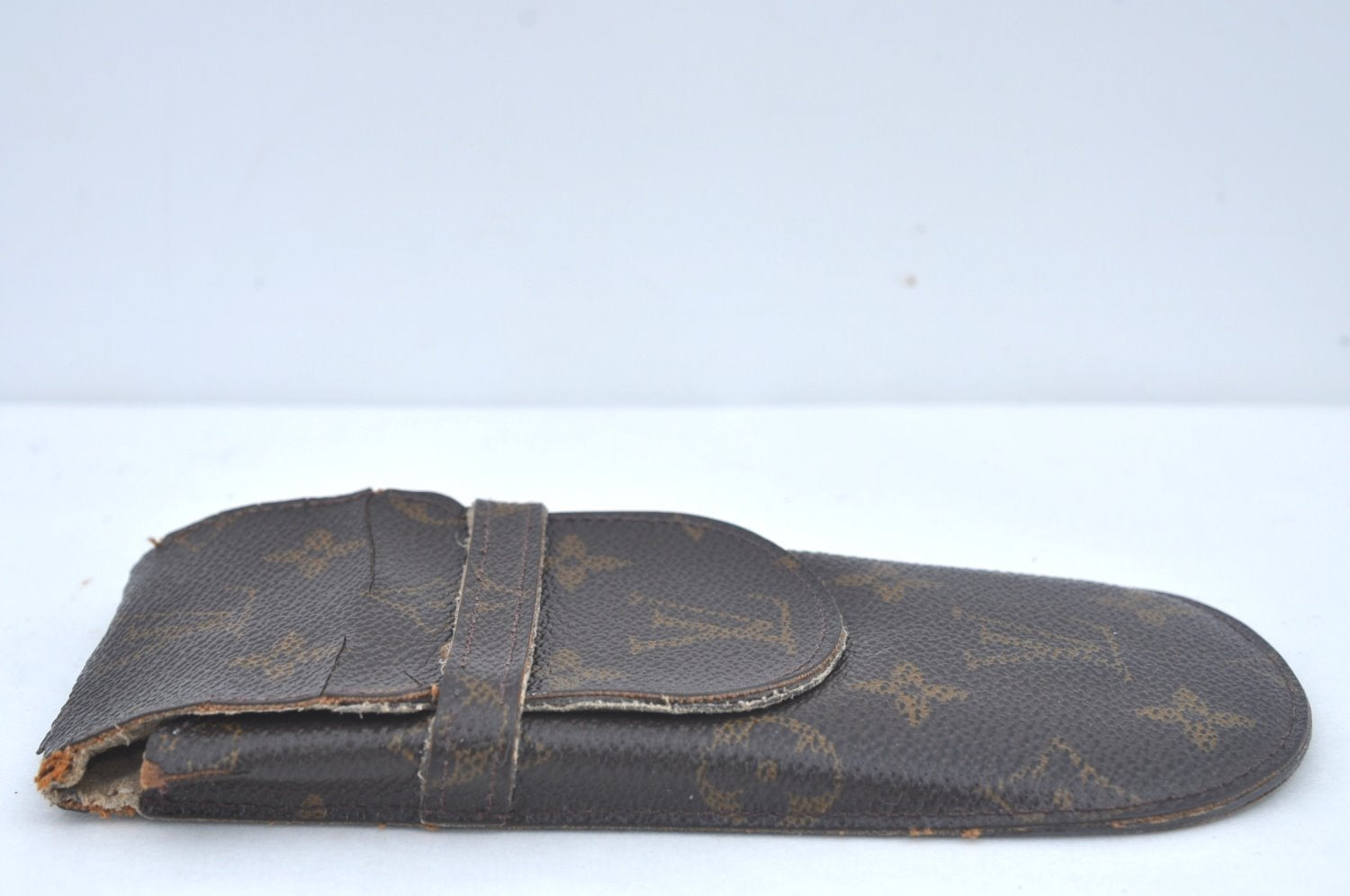 Authentic Louis Vuitton Monogram Etui Lunette Rabat Glasses Case M62970 LV 4828I